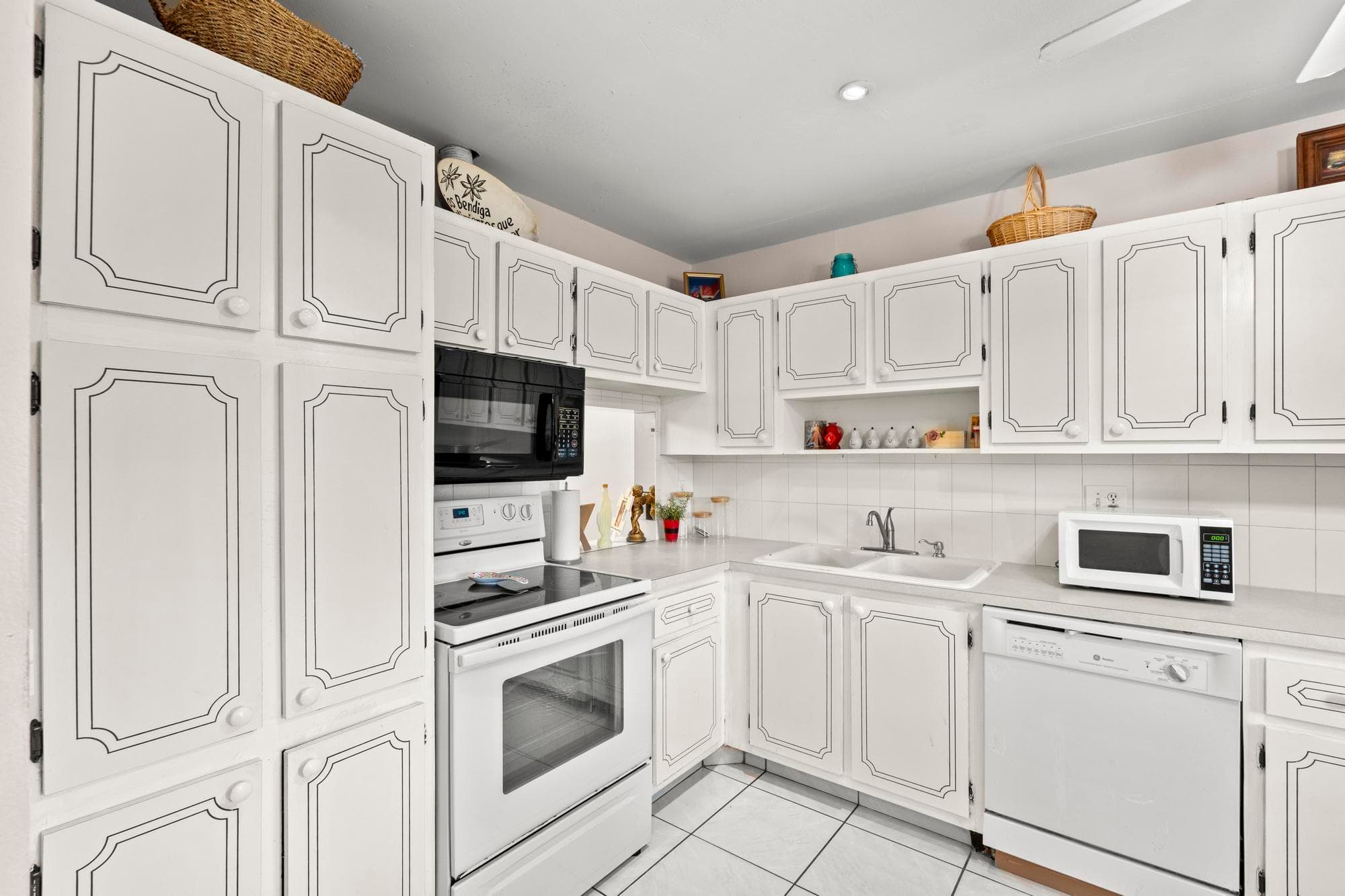 5775 W Fernley Dr Drive W 134, West Palm Beach, FL 33415 — photo 10 of 33