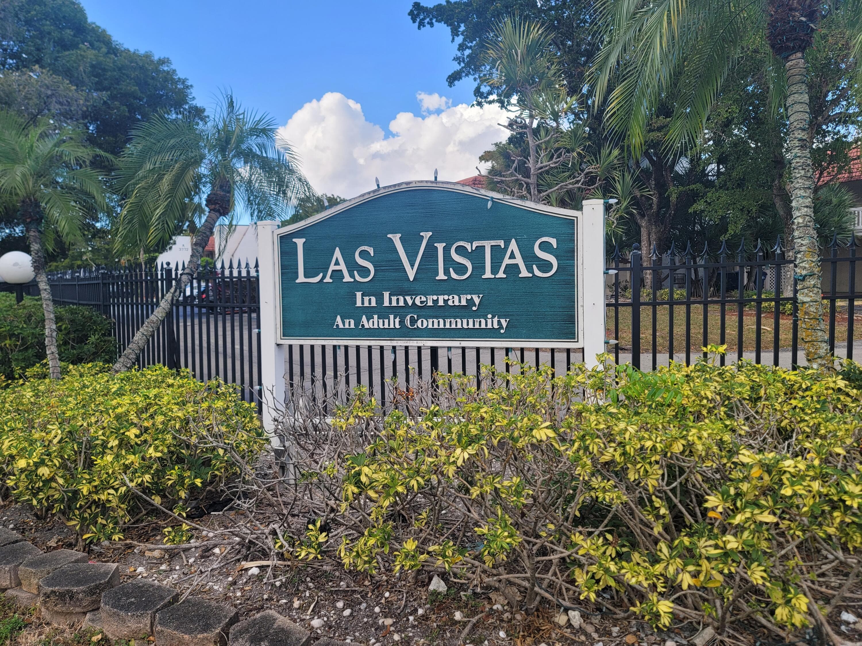 3571 Inverrary Drive 305, Lauderhill, FL 33319 — photo 1 of 10