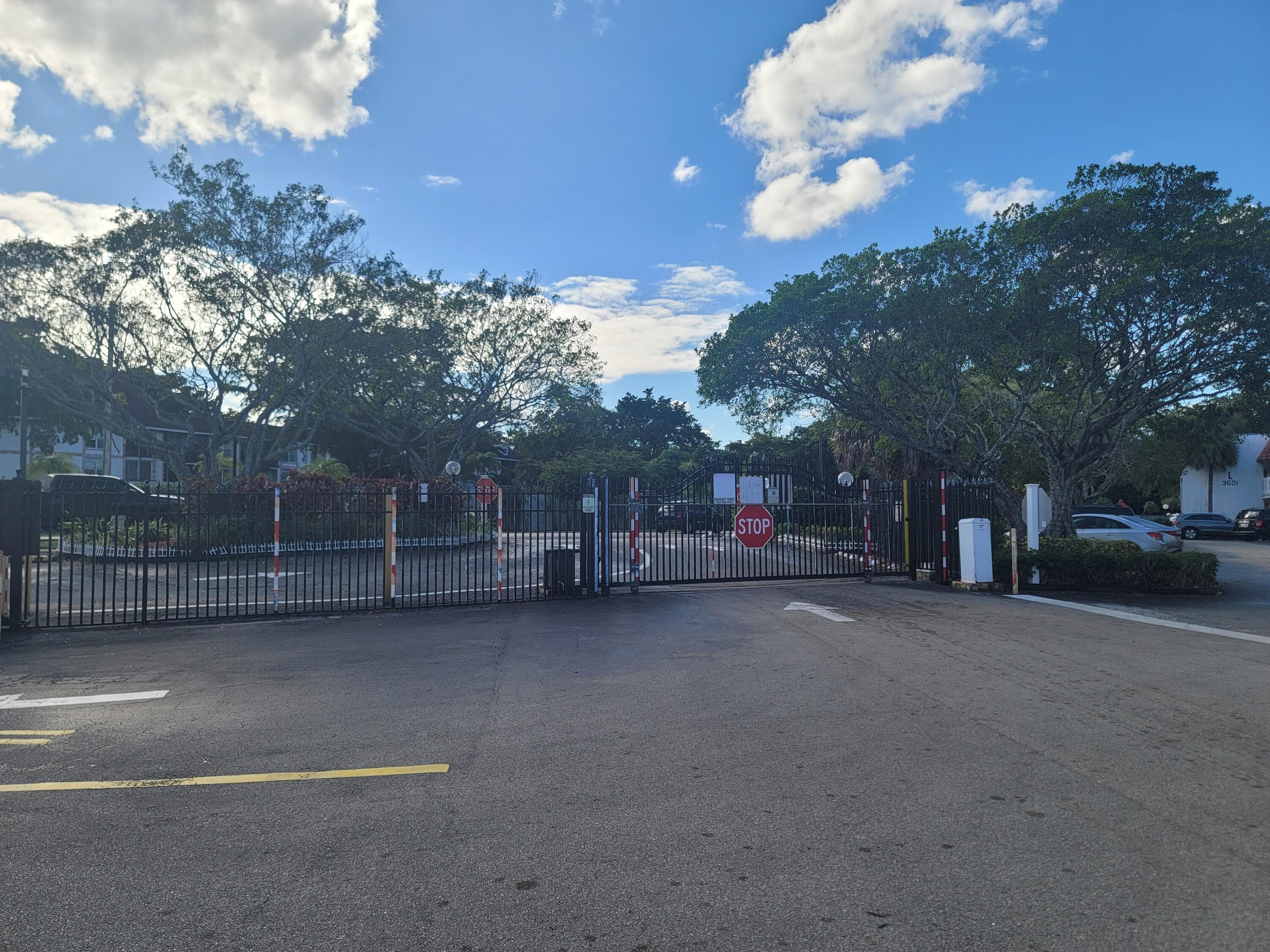 3571 Inverrary Drive 305, Lauderhill, FL 33319 — photo 9 of 10