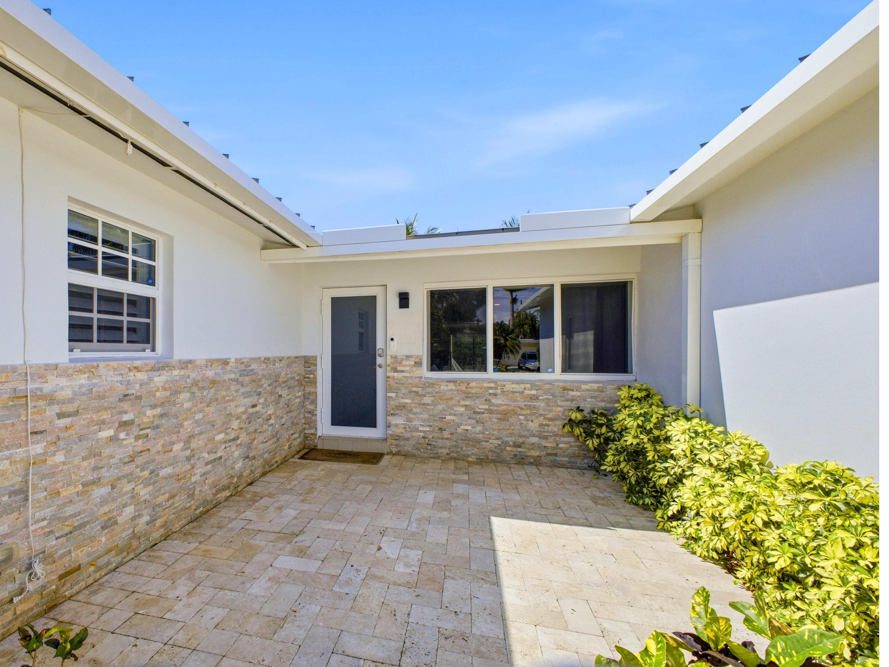 2020 NE 26th Street, Lighthouse Point, FL 33064 — photo 6 of 62