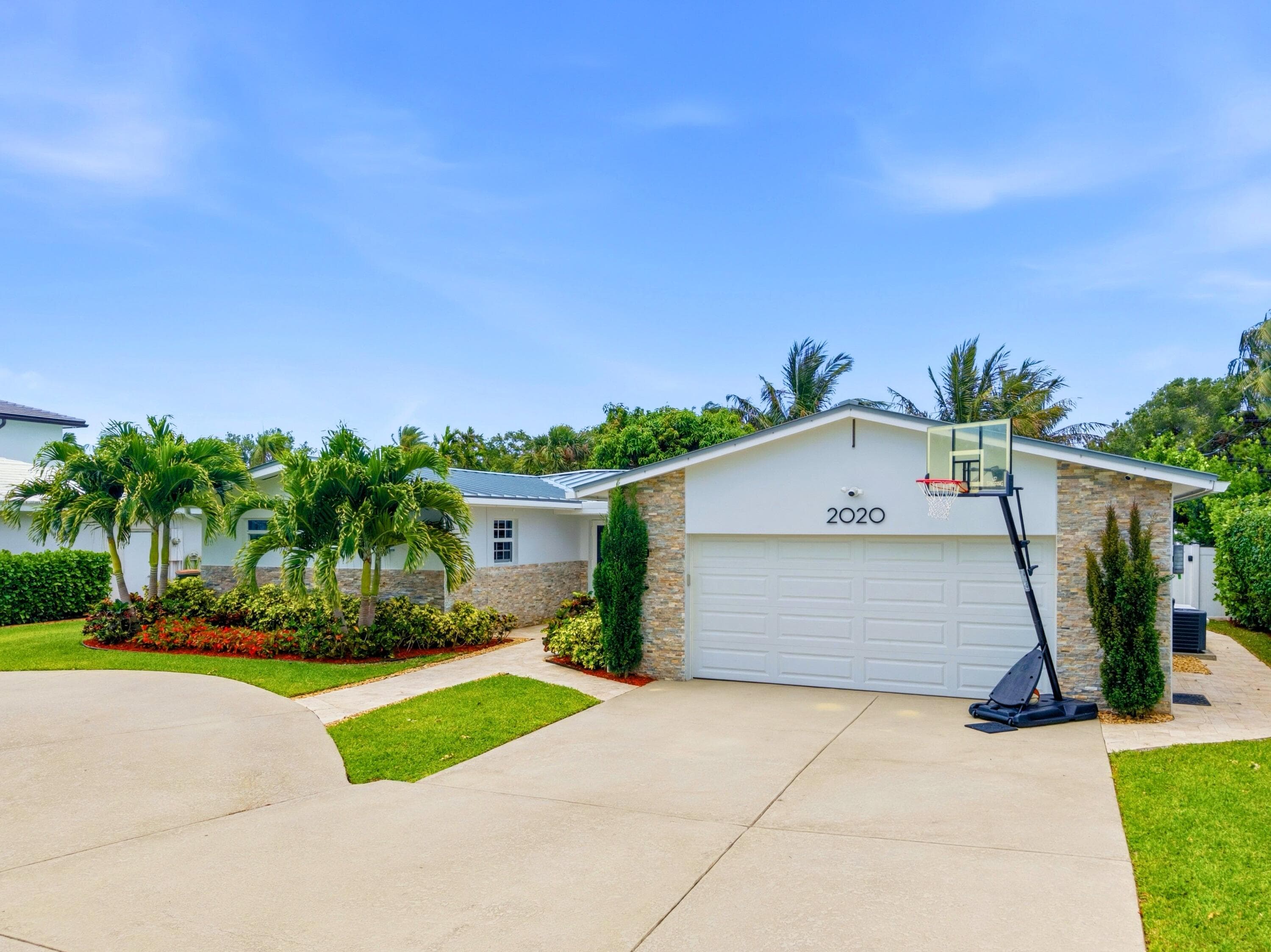 2020 NE 26th Street, Lighthouse Point, FL 33064 — photo 5 of 62