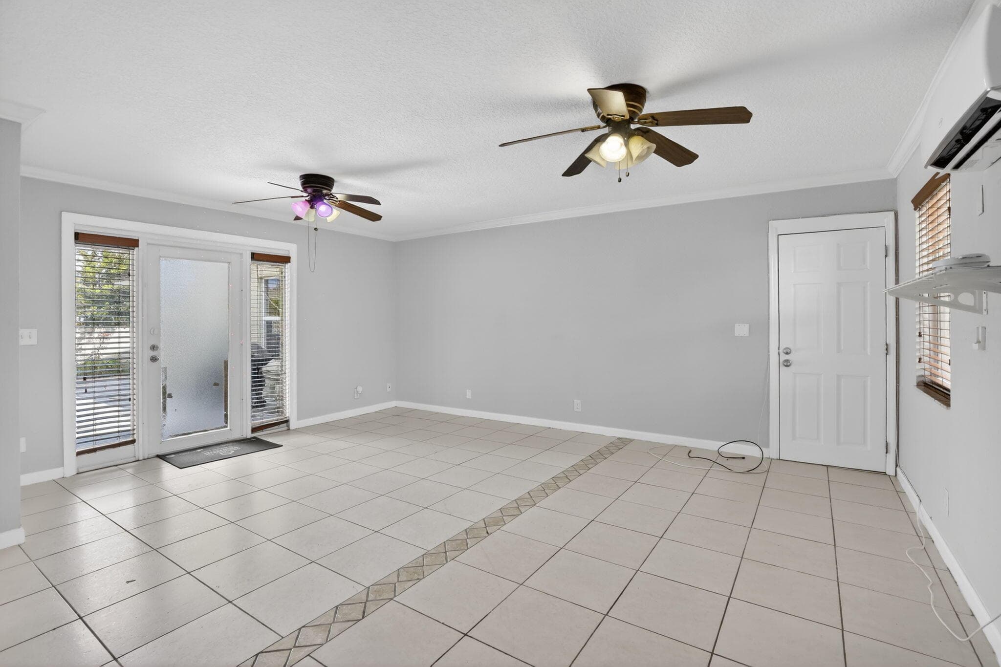711 NE 14 Street Studio, Fort Lauderdale, FL 33304 — photo 5 of 21