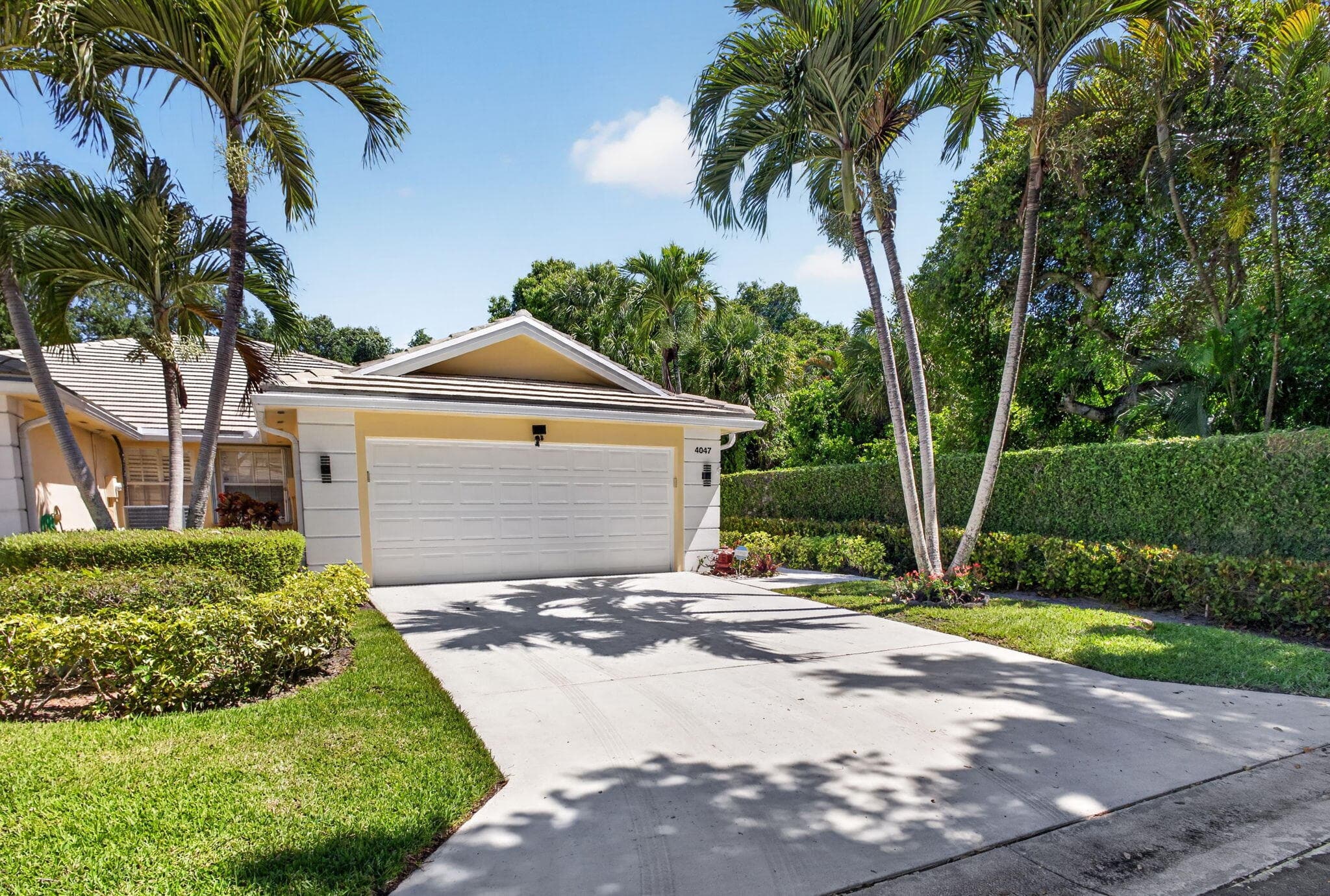 4047 Grove Point Road, Palm Beach Gardens, FL 33410 — photo 2 of 76