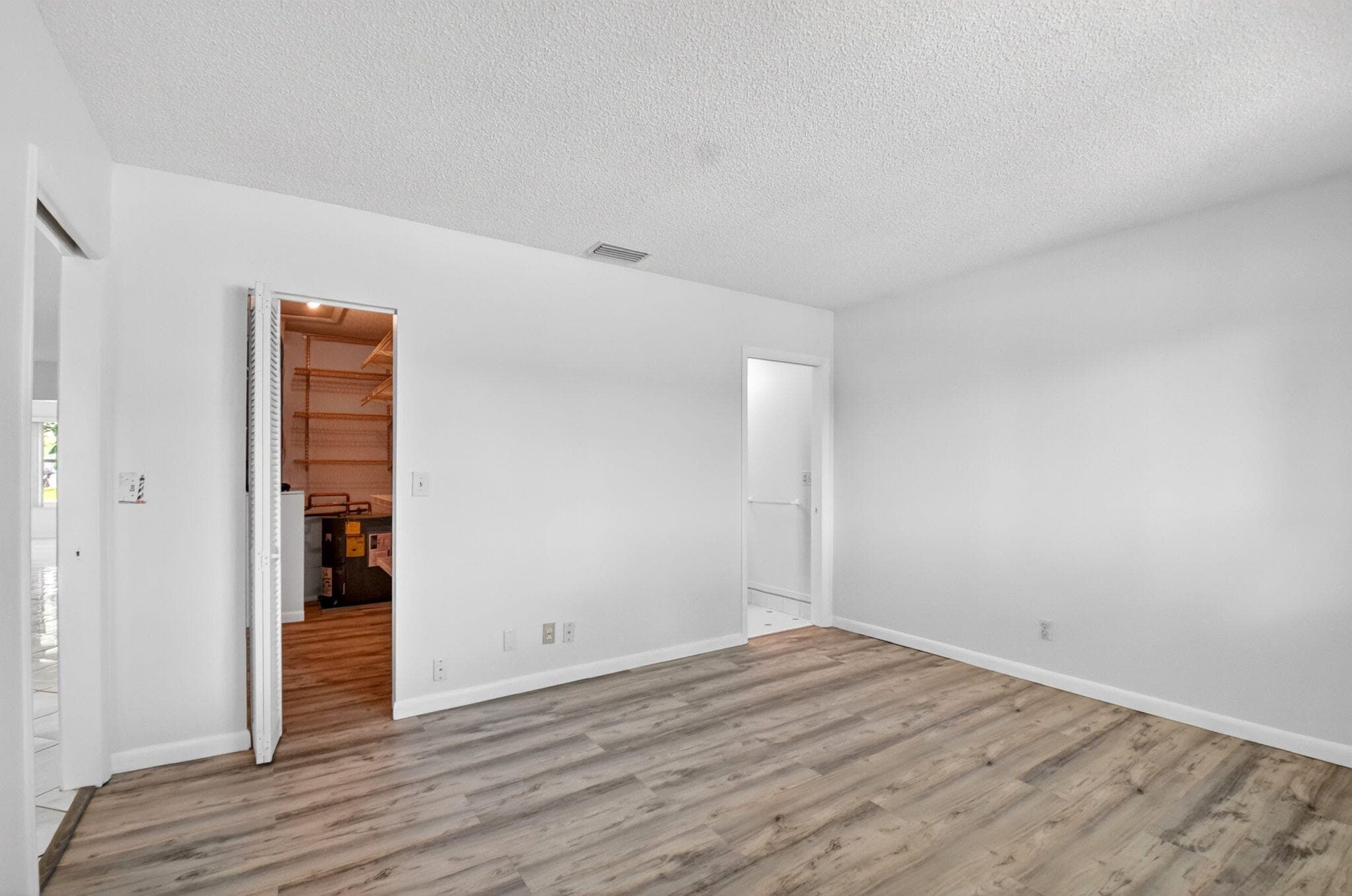 2886 E Fernley Dr Drive E 9, West Palm Beach, FL 33415 — photo 27 of 42