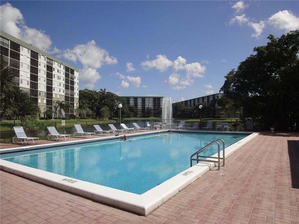 2213 Cypress Island Drive 308, Pompano Beach, FL 33069 — photo 14 of 16