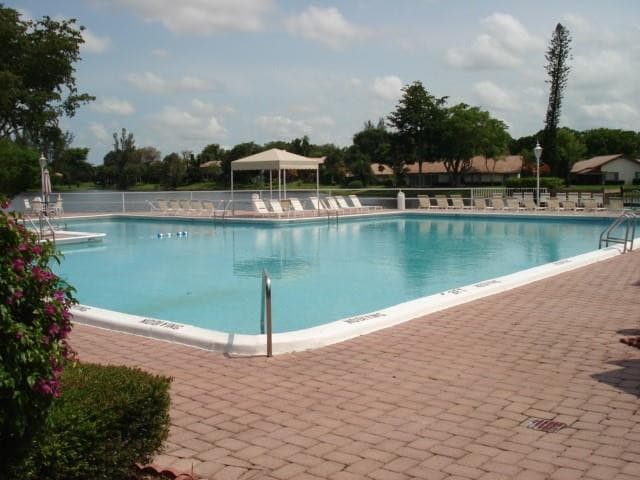 3740 Inverrary Drive 1a, Lauderhill, FL 33319 — photo 2 of 22