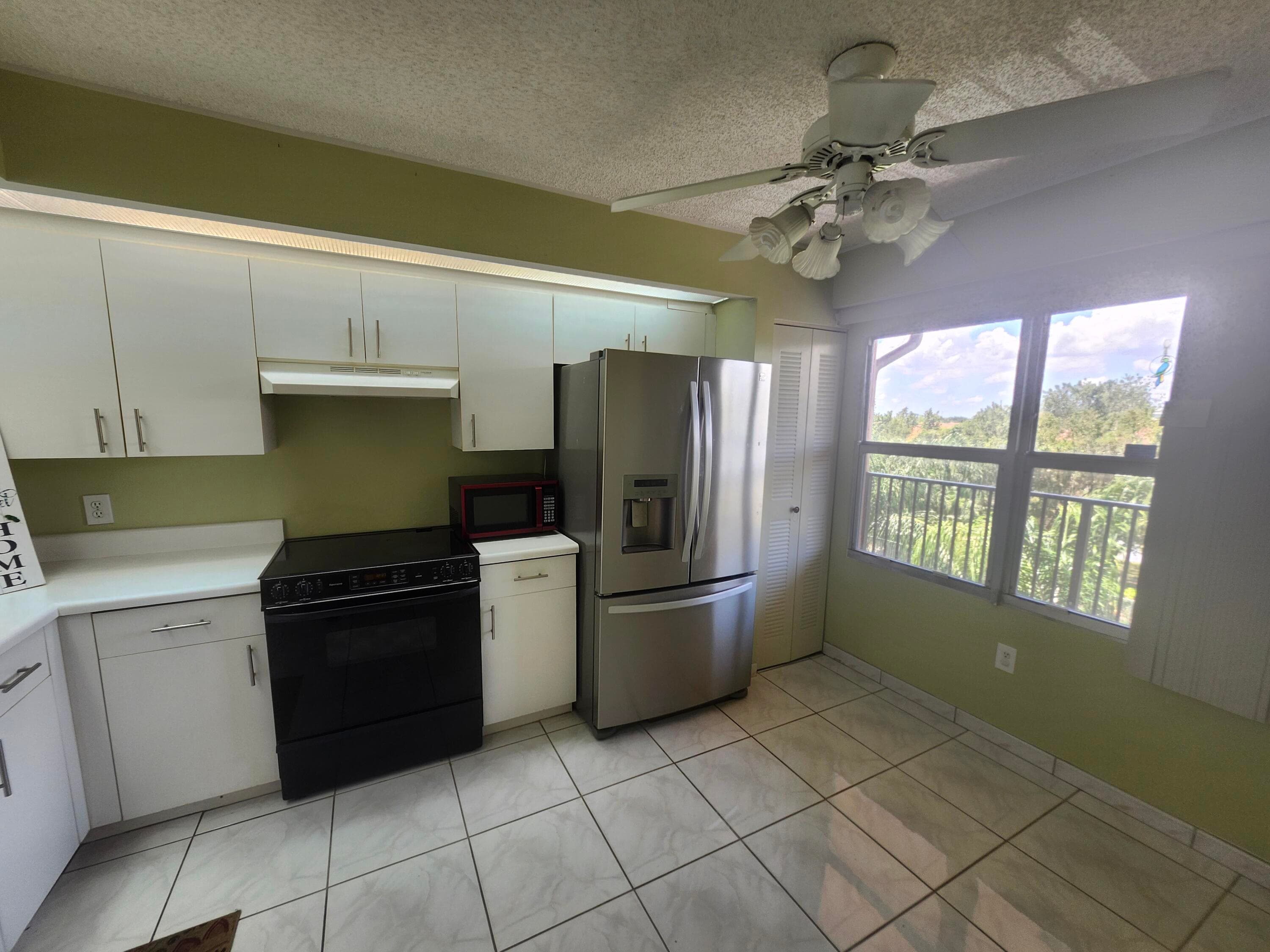 601 SW 142nd Avenue SW 413 Q, Pembroke Pines, FL 33027 — photo 10 of 28