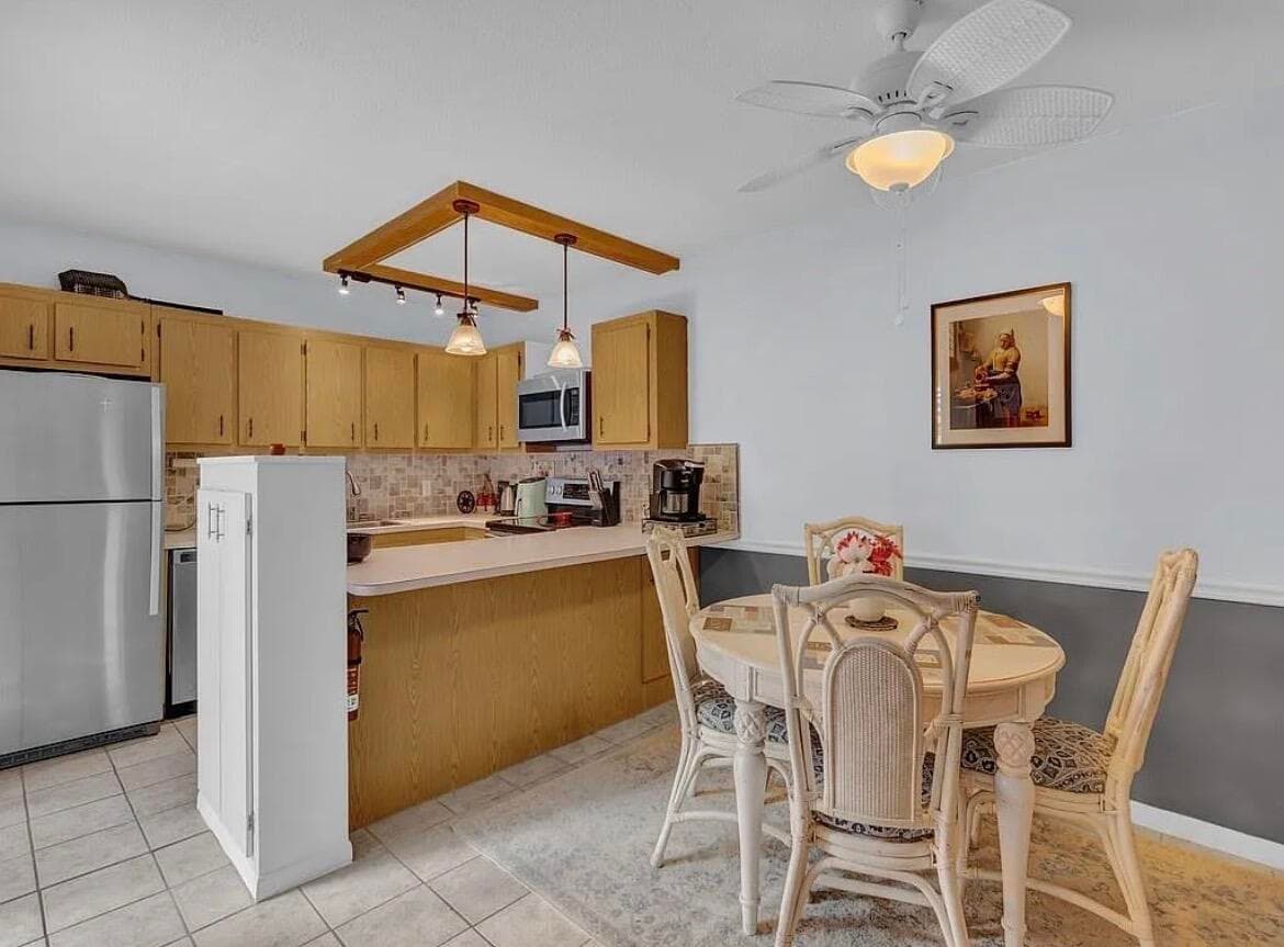 1166 6th Avenue B8, Vero Beach, FL 32960 — photo 12 of 19