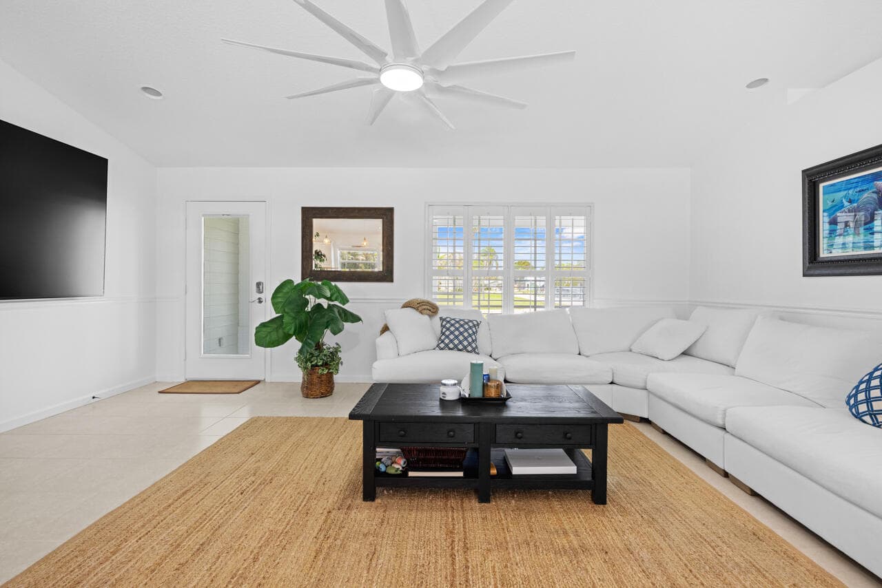 5064 SE Horseshoe Point Road, Stuart, FL 34997 — photo 5 of 38