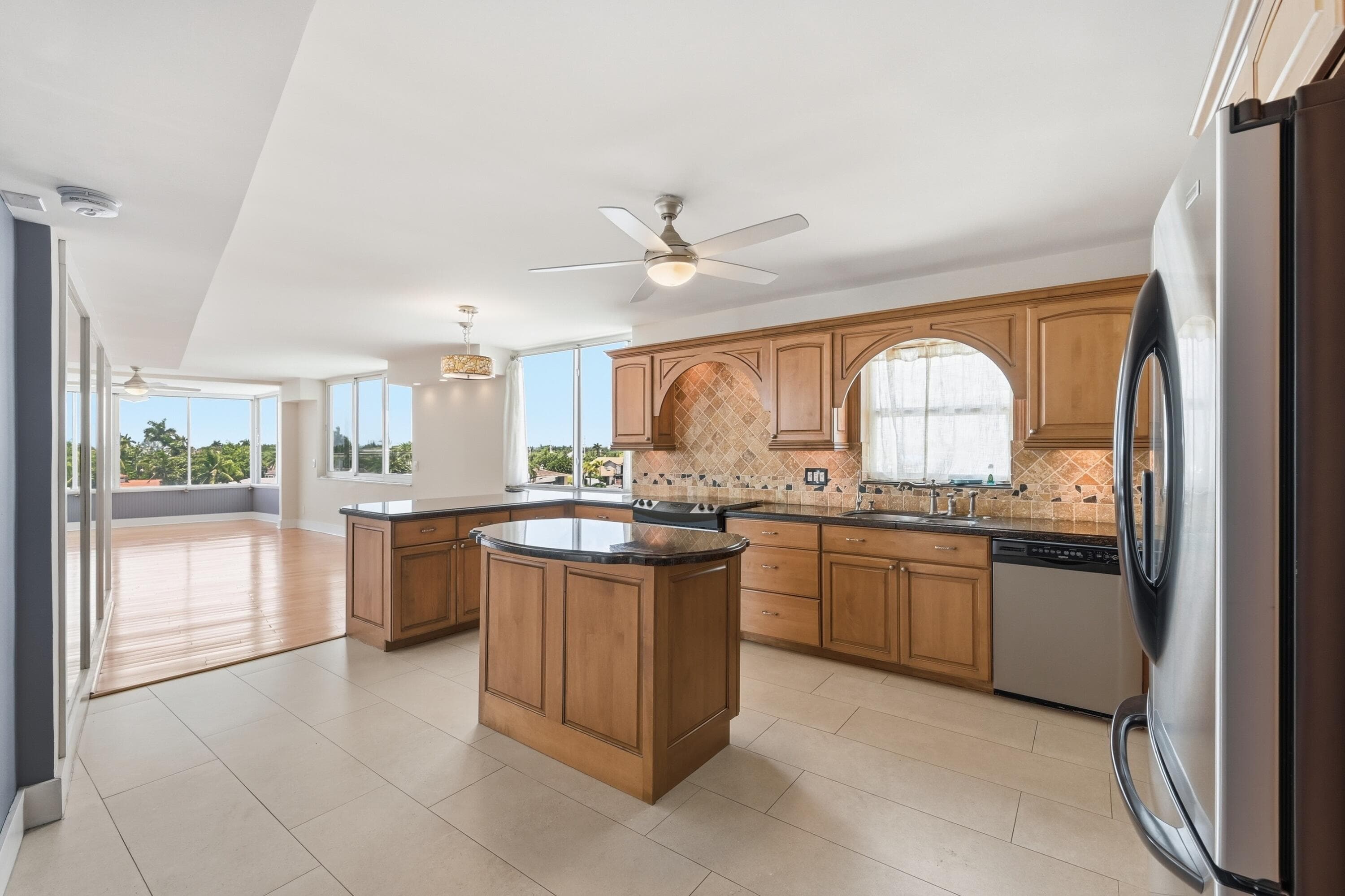 401 N Riverside Drive 408, Pompano Beach, FL 33062 — photo 3 of 38