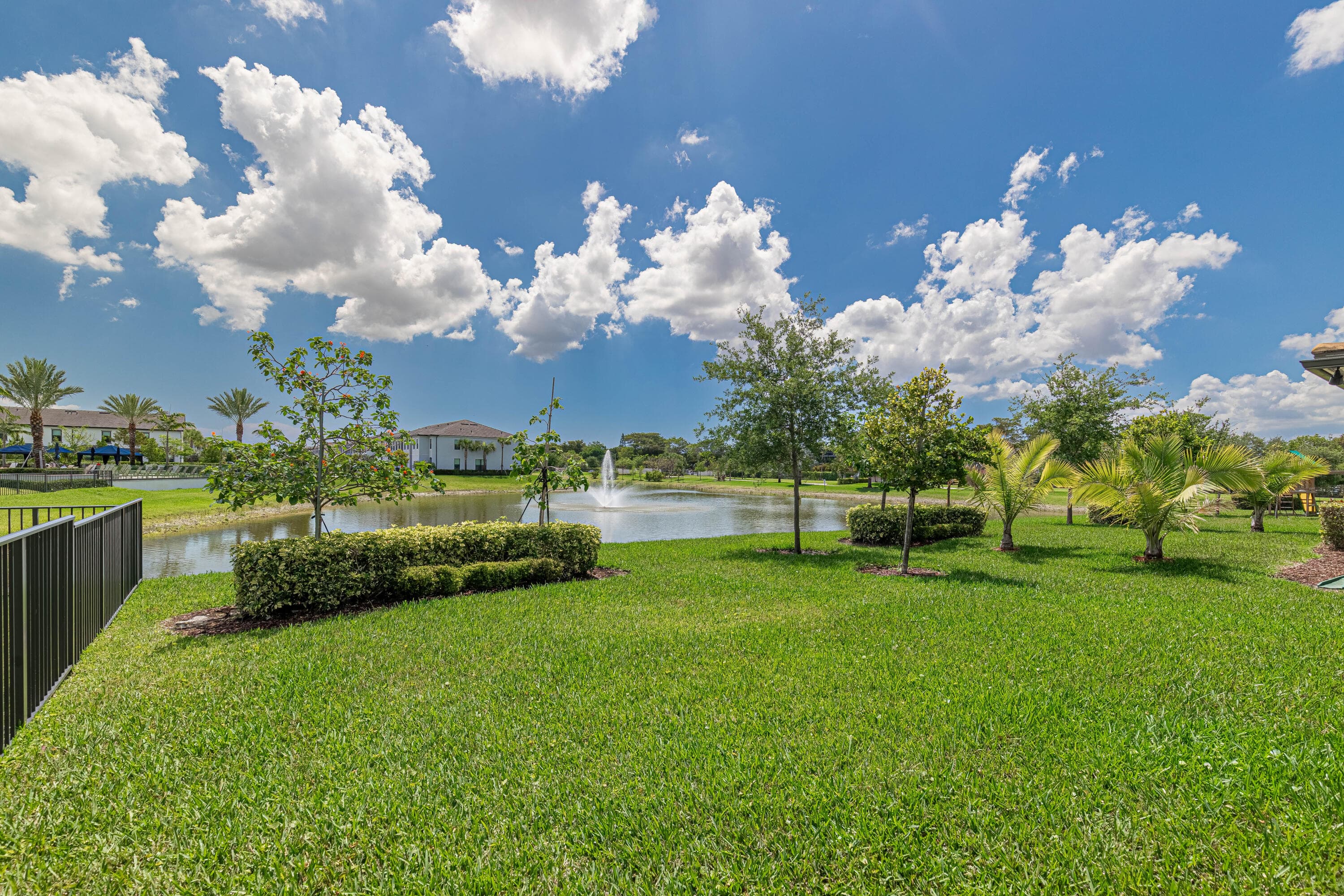4460 Gramercy Drive, Oakland Park, FL 33309 — photo 22 of 53