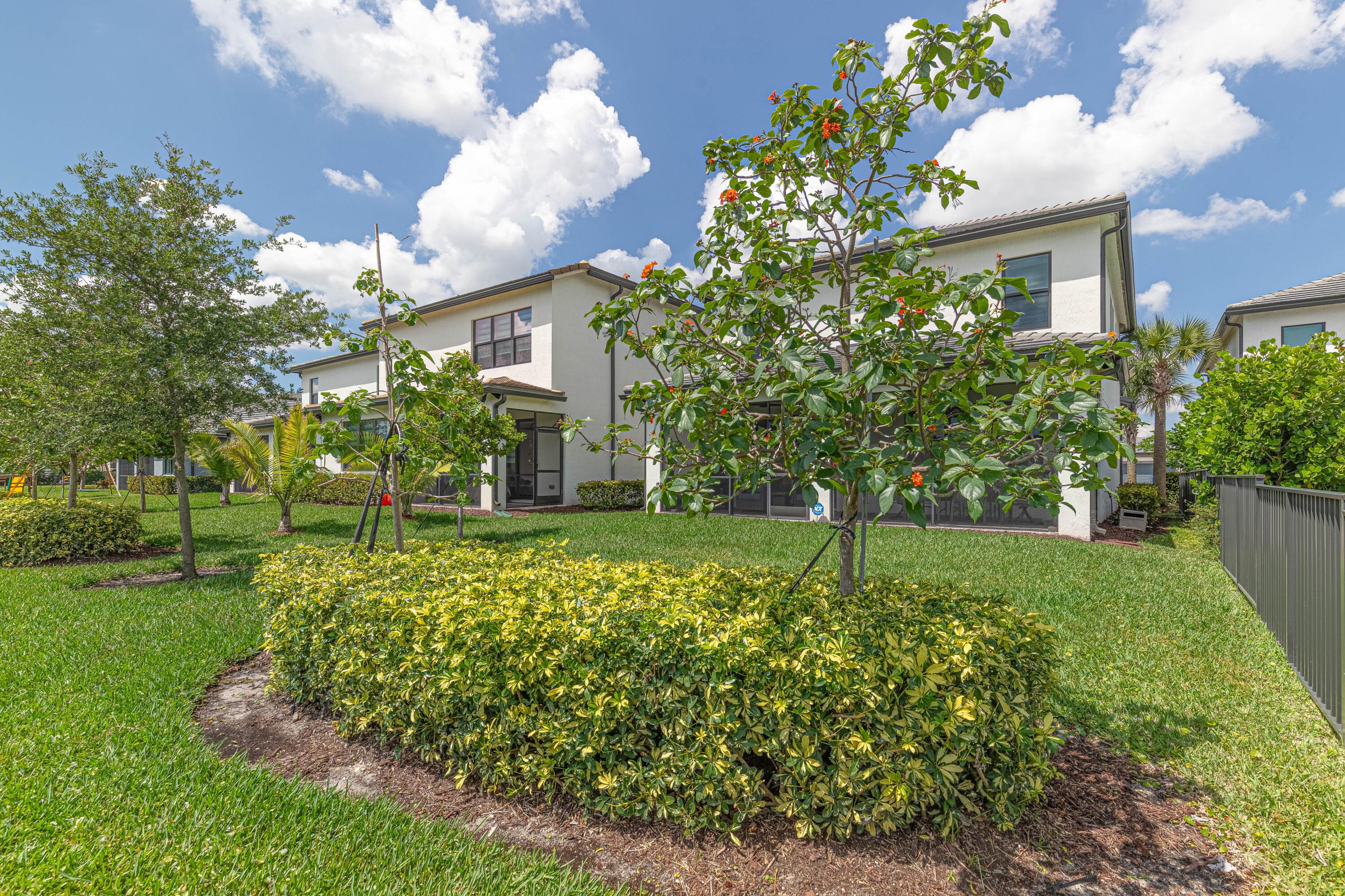 4460 Gramercy Drive, Oakland Park, FL 33309 — photo 24 of 53