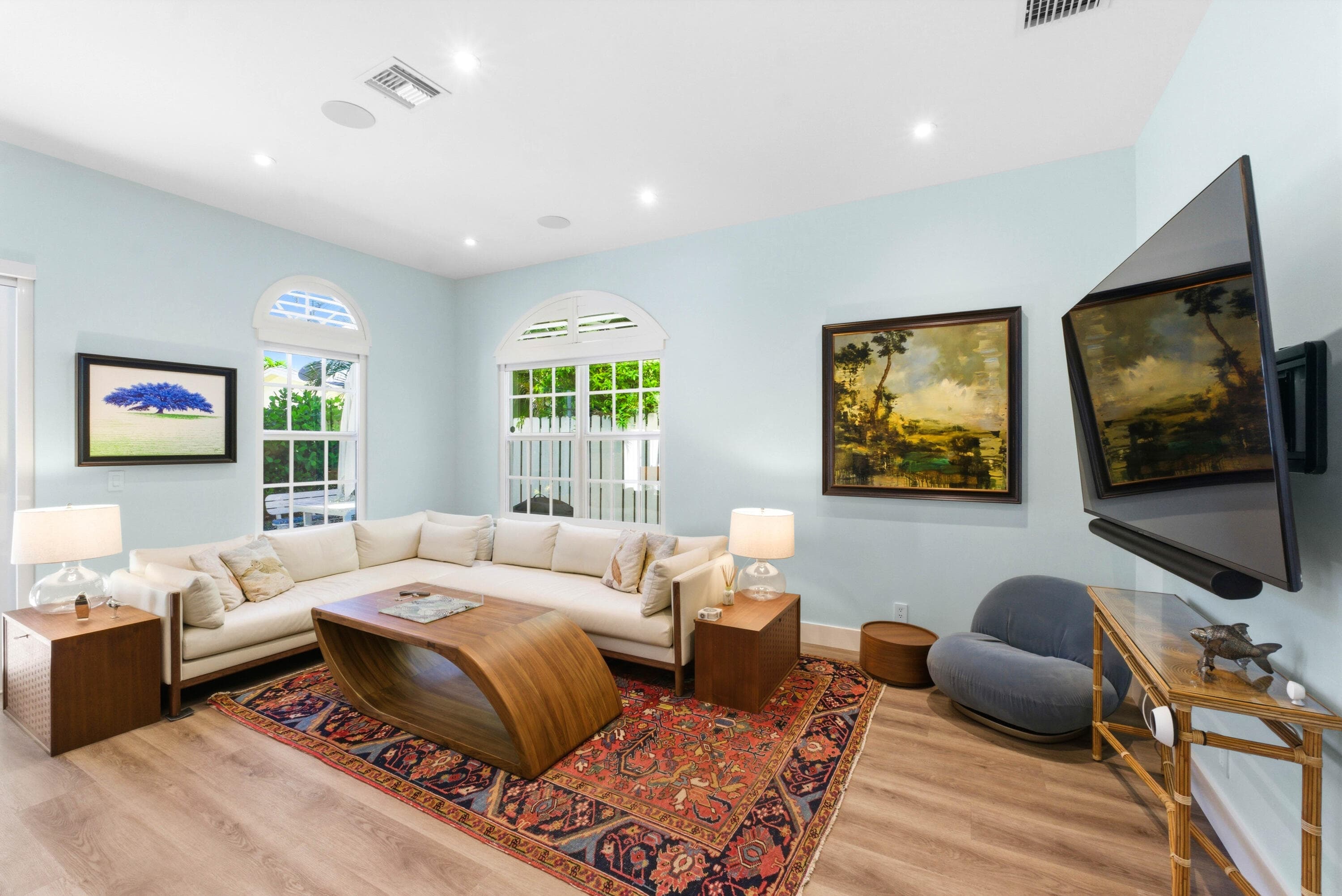 2628 NE 9th Avenue 2, Wilton Manors, FL 33334 — photo 17 of 47