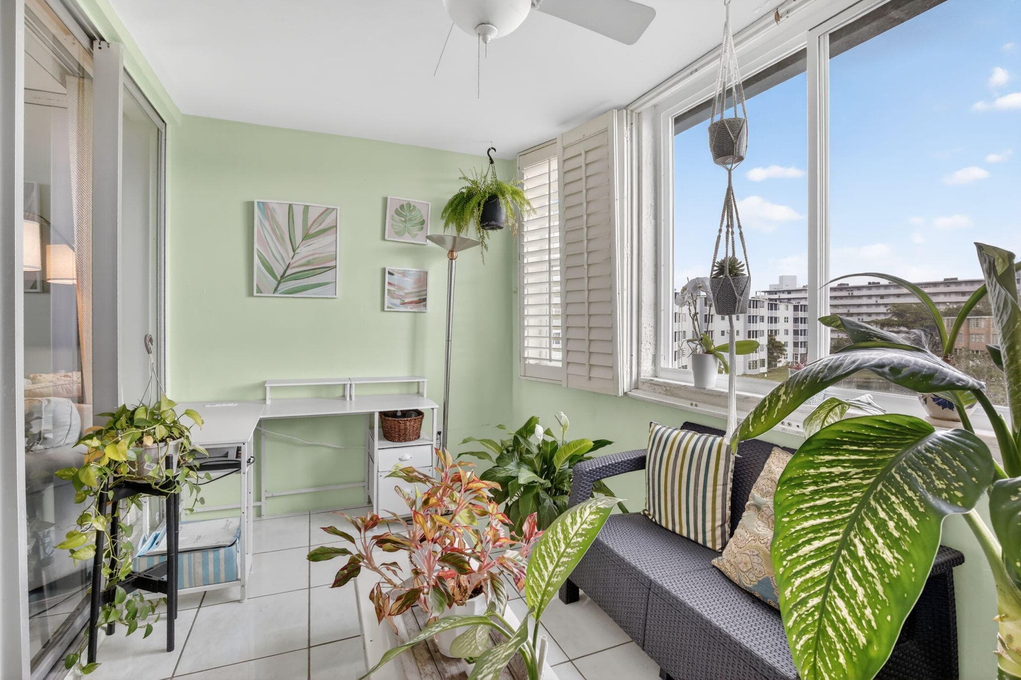 1690 NE 191st Street 408-1, Miami, FL 33179 — photo 15 of 31