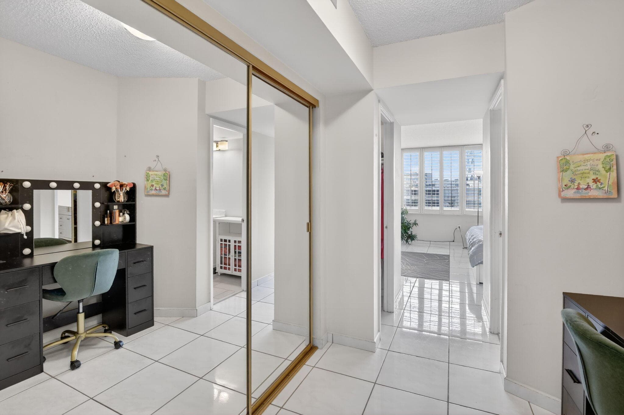 1690 NE 191st Street 408-1, Miami, FL 33179 — photo 26 of 31