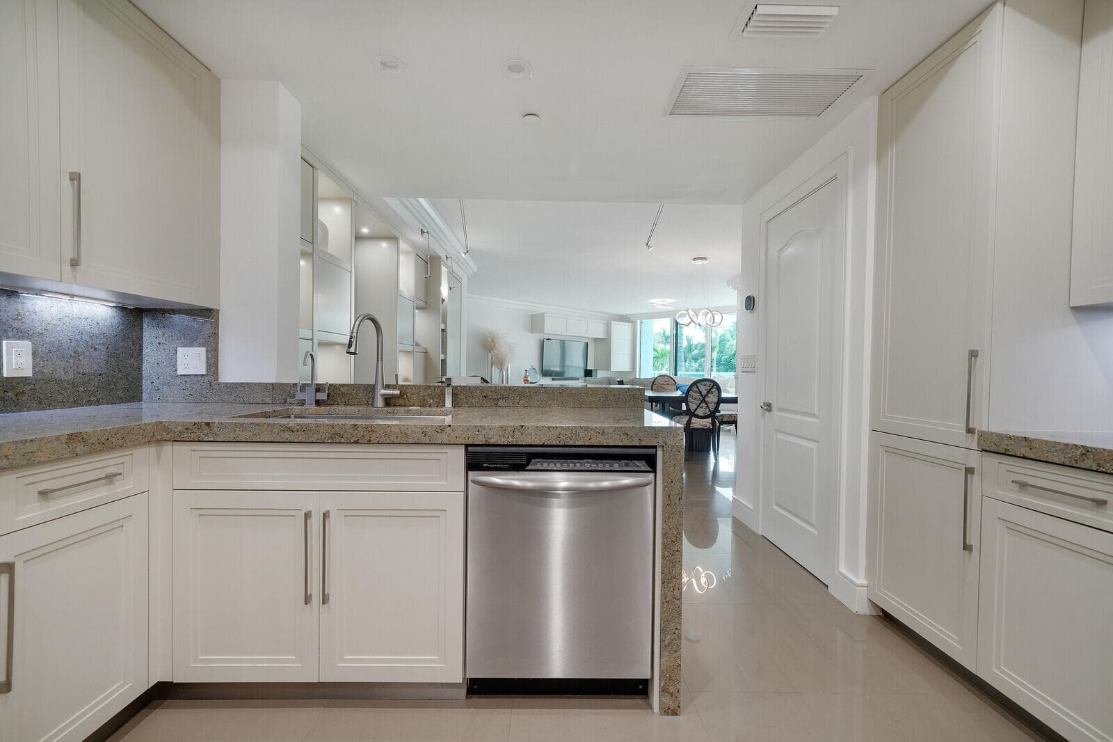 550 SE Mizner Boulevard B209, Boca Raton, FL 33432 — photo 29 of 75