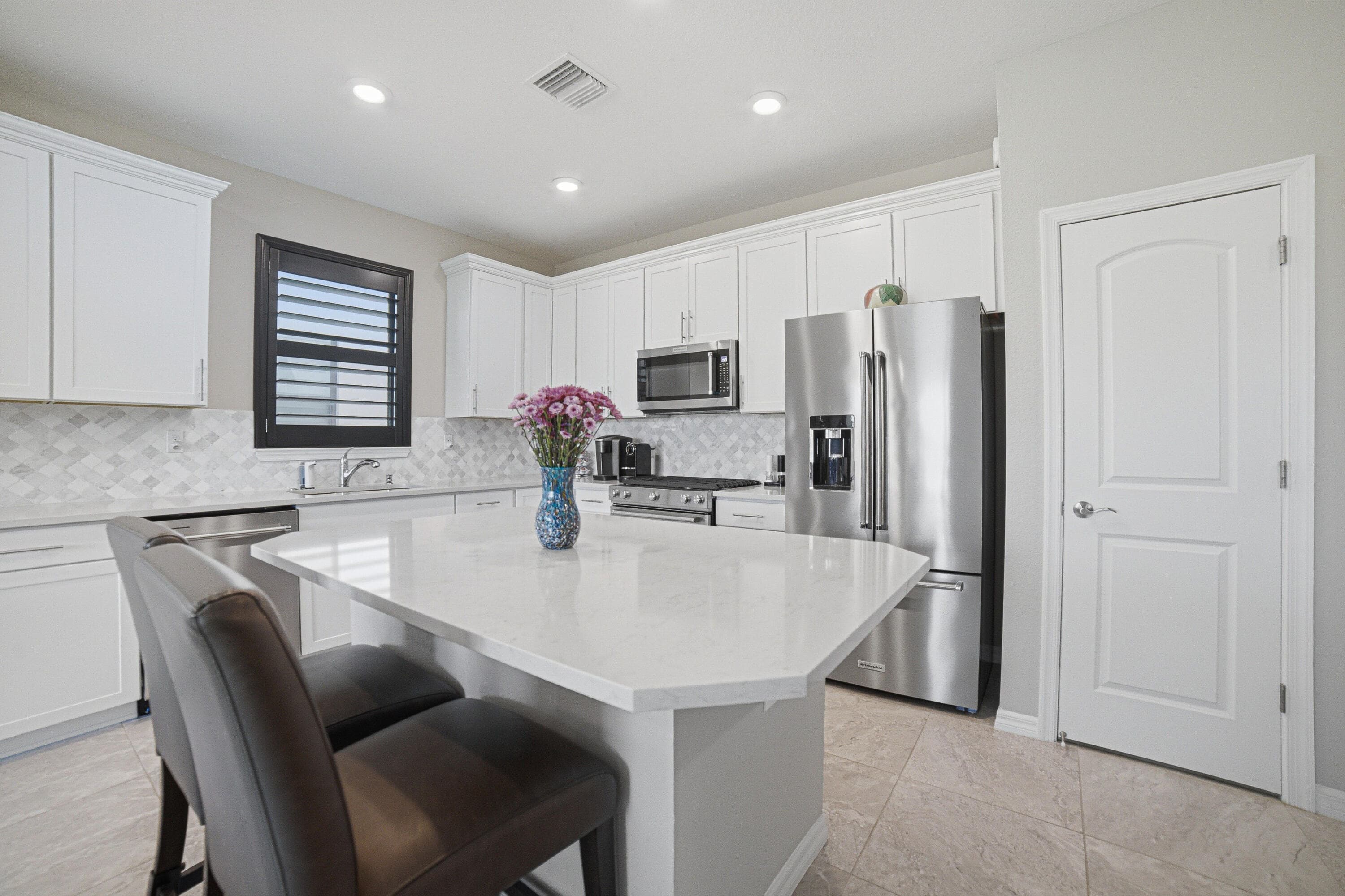 4460 Gramercy Drive, Oakland Park, FL 33309 — photo 13 of 53
