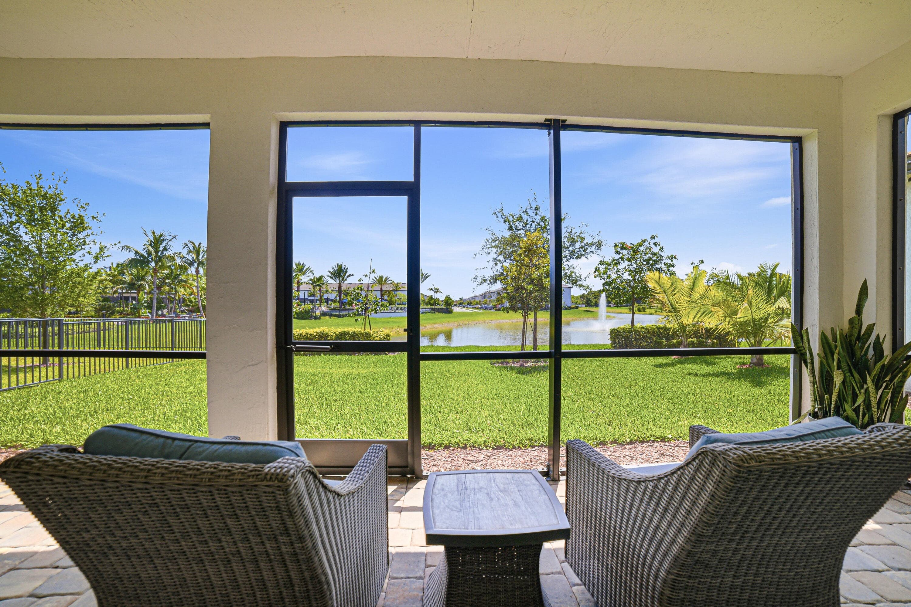 4460 Gramercy Drive, Oakland Park, FL 33309 — photo 4 of 53