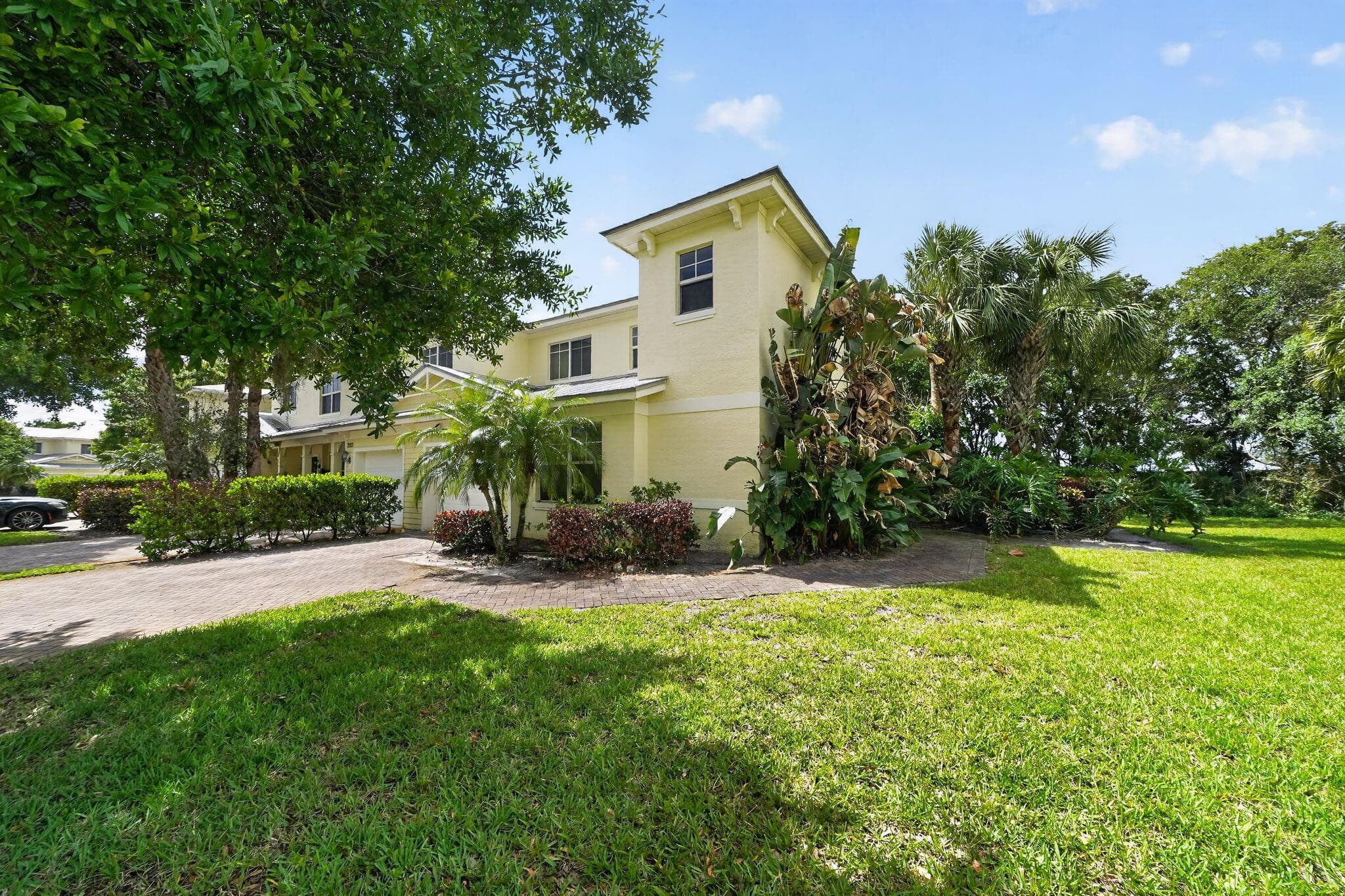 2535 Creekside Drive, Fort Pierce, FL 34981 — photo 1 of 34
