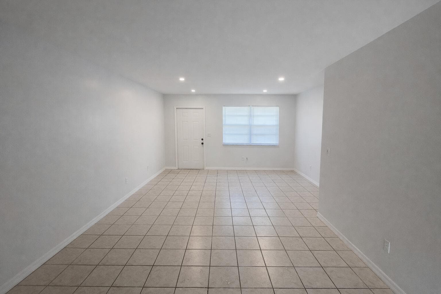 5010 Killarney Avenue A, Fort Pierce, FL 34951 — photo 5 of 9