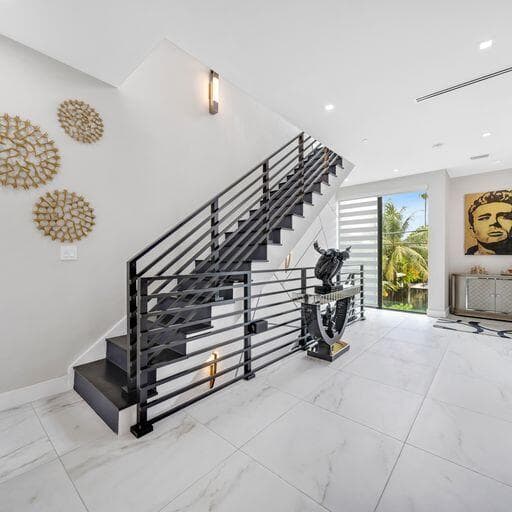 1058 N Victoria Park Road N, Fort Lauderdale, FL 33304 — photo 5 of 28