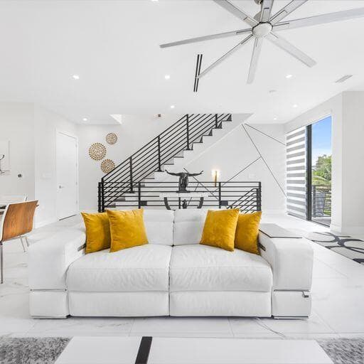 1058 N Victoria Park Road N, Fort Lauderdale, FL 33304 — photo 16 of 28