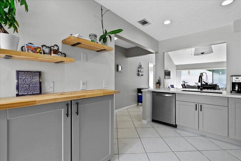 12875 Spinnaker Lane, Wellington, FL 33414 — photo 1 of 26
