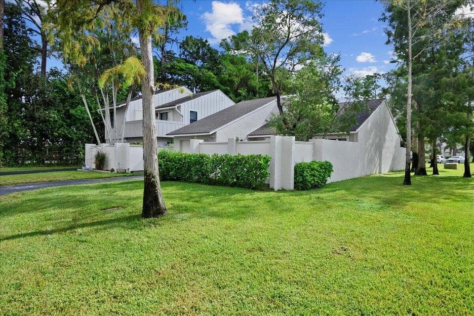 12875 Spinnaker Lane, Wellington, FL 33414 — photo 18 of 26