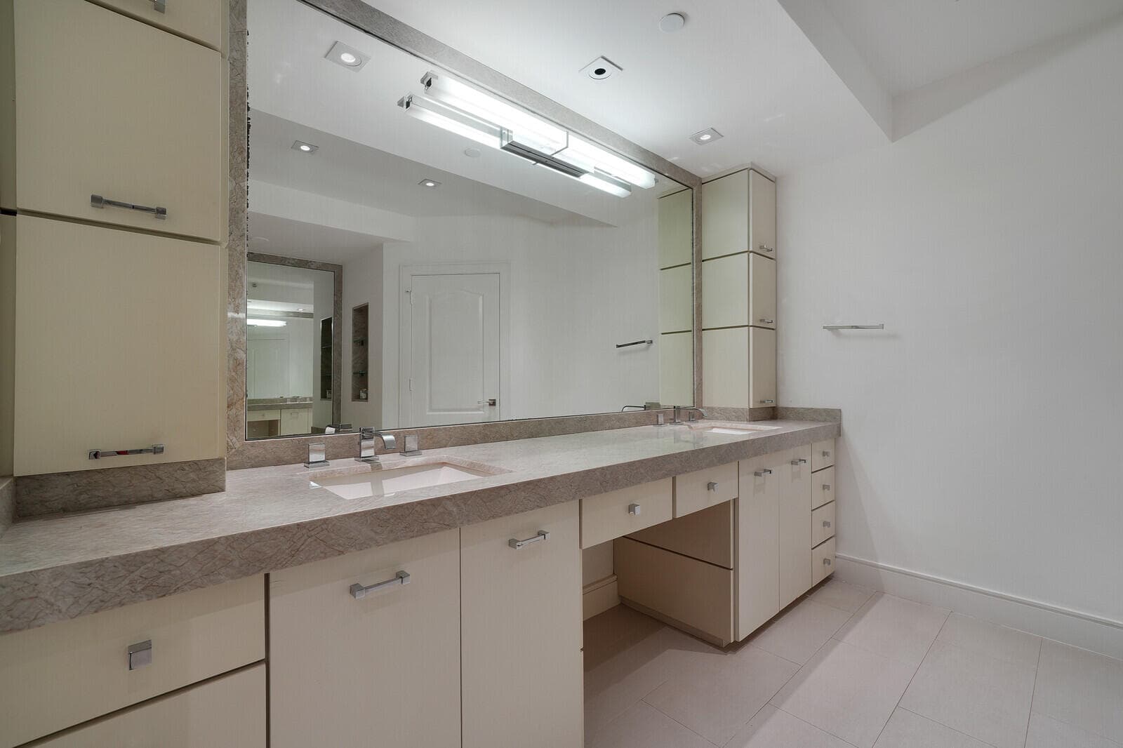 550 SE Mizner Boulevard B209, Boca Raton, FL 33432 — photo 36 of 78