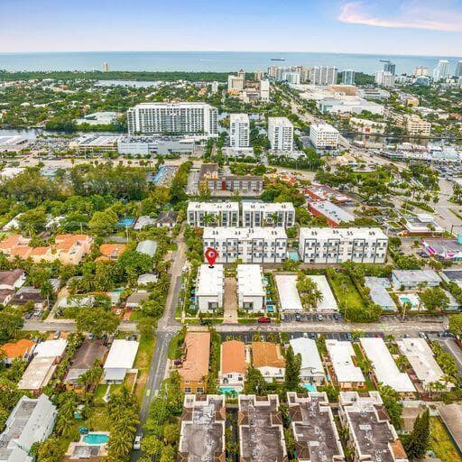 1058 N Victoria Park Road N, Fort Lauderdale, FL 33304 — photo 26 of 28