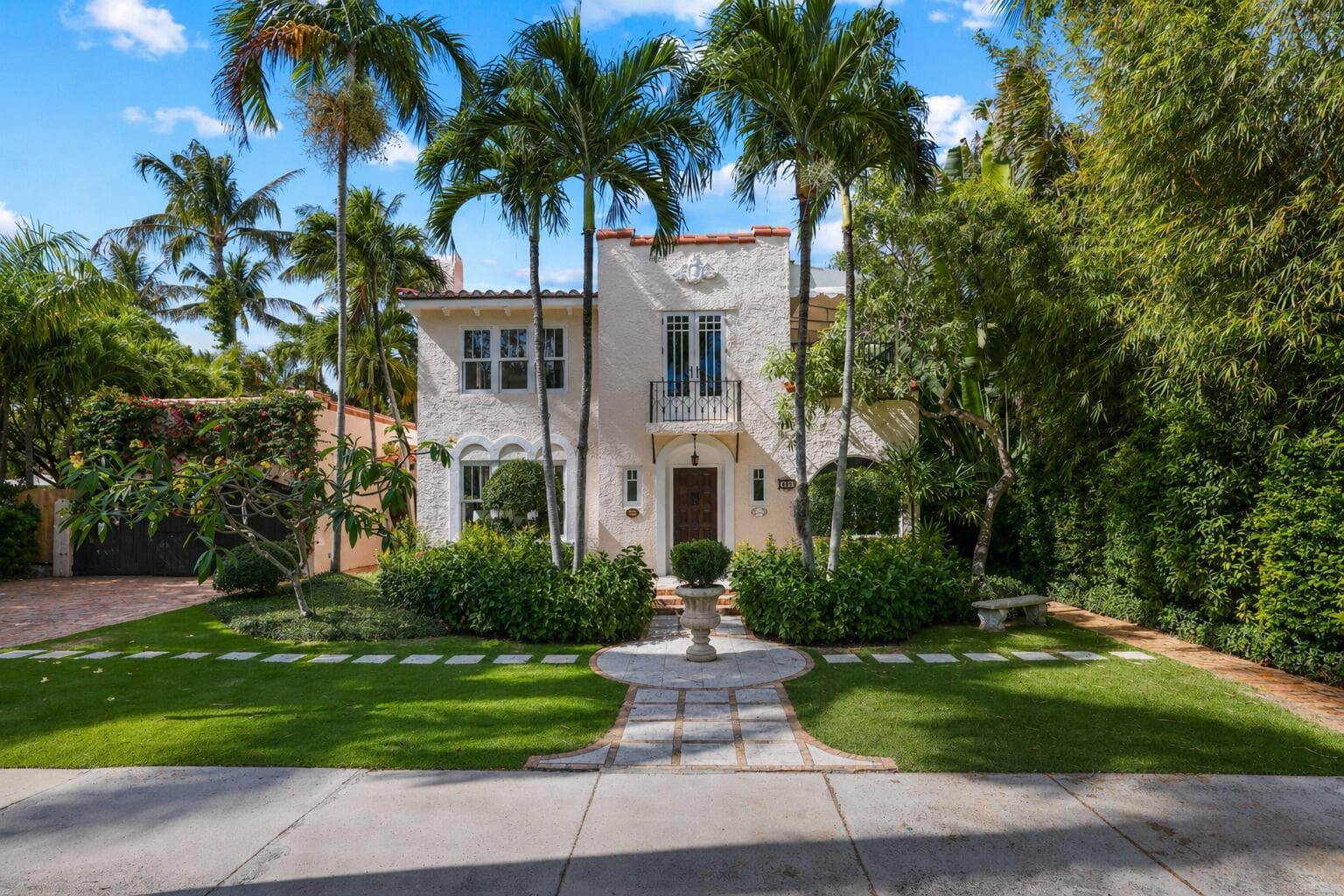 429 30th Street, West Palm Beach, FL 33407 — photo 4 of 91