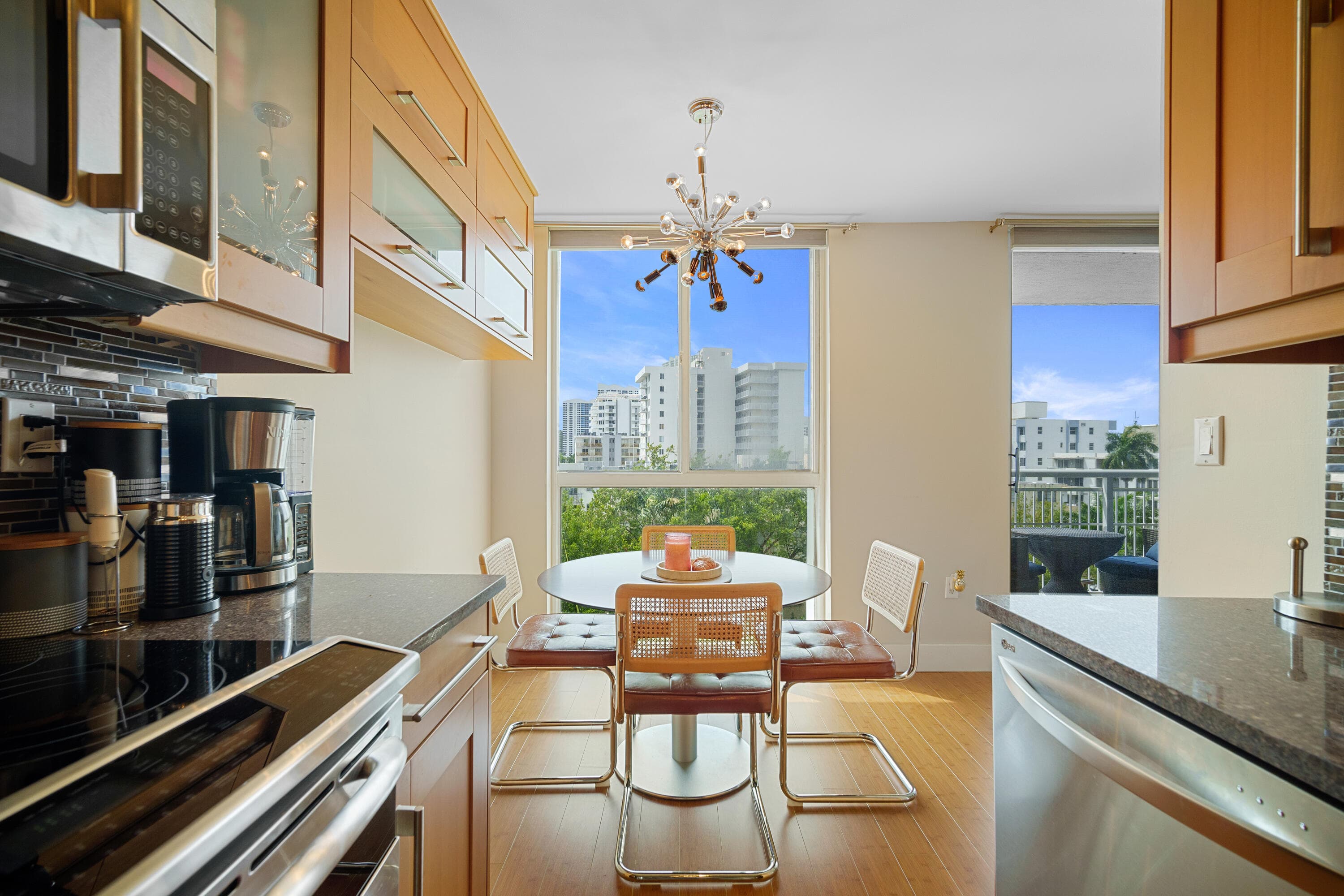 1688 West Avenue 606, Miami Beach, FL 33139 — photo 10 of 27