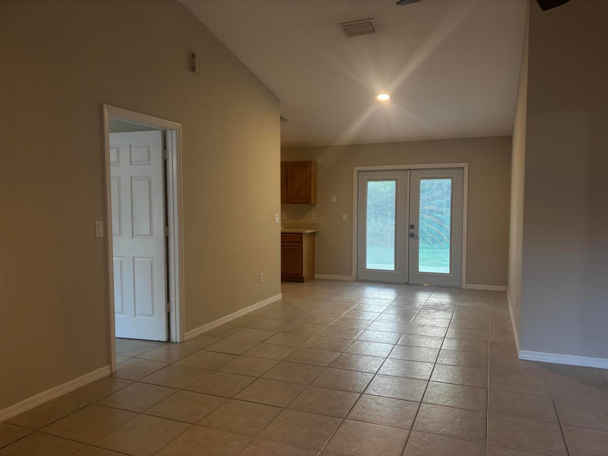 9166 SE 63rd Drive, Okeechobee, FL 34974 — photo 5 of 15