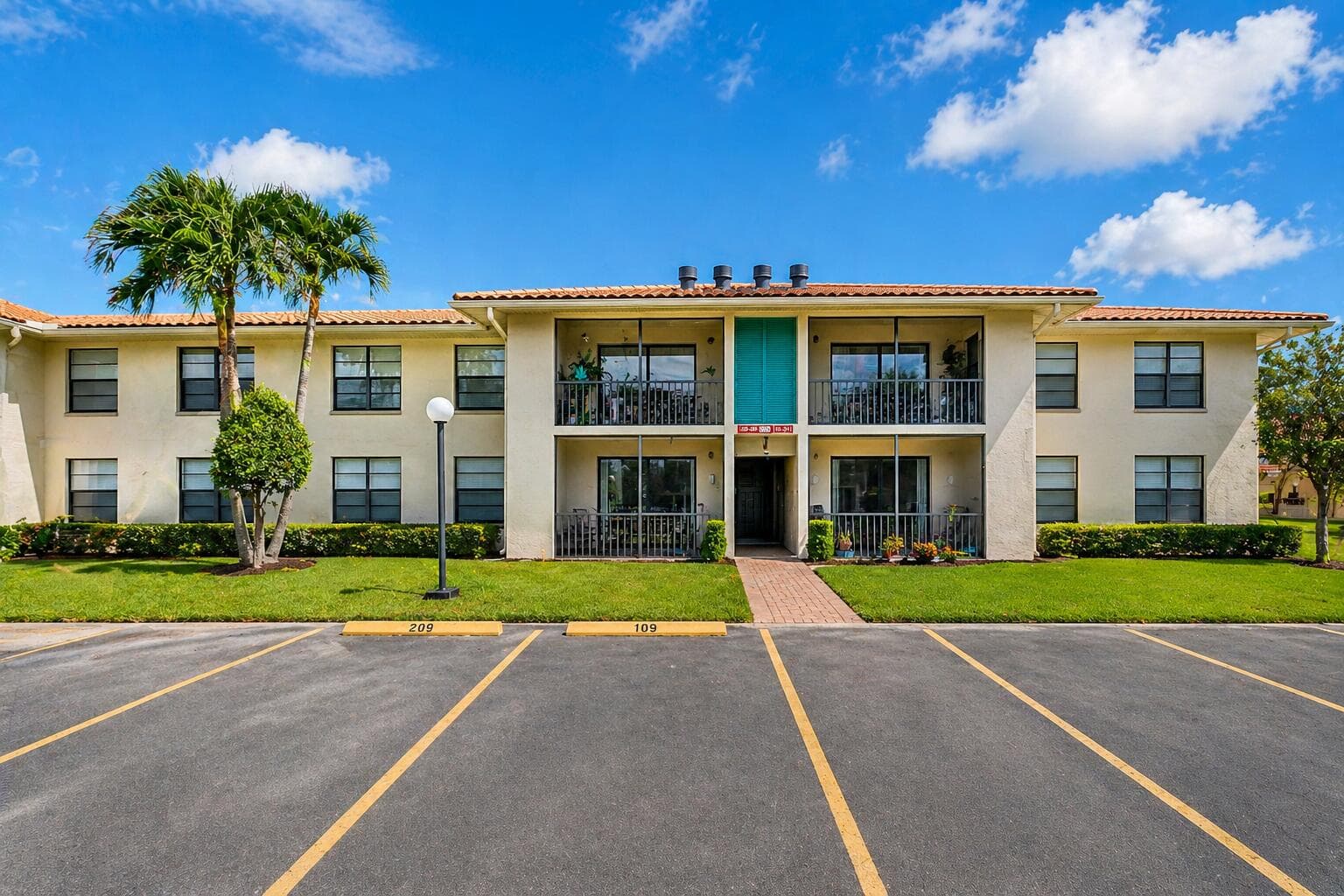 9960 Pineapple Tree Drive 109, Boynton Beach, FL 33436 — photo 4 of 20