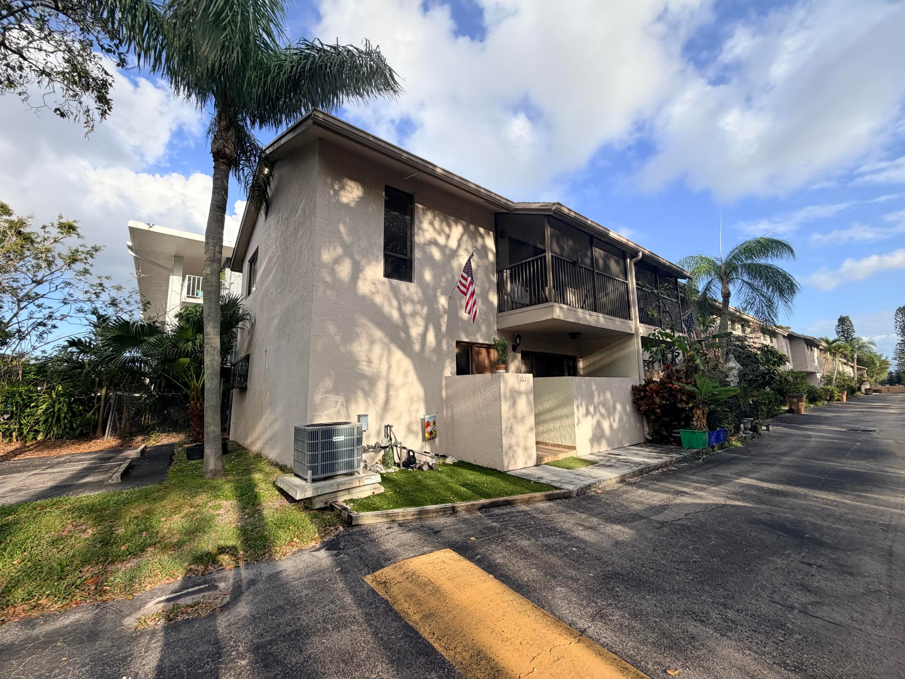 740 SE 1st Way 101, Deerfield Beach, FL 33441 — photo 39 of 41
