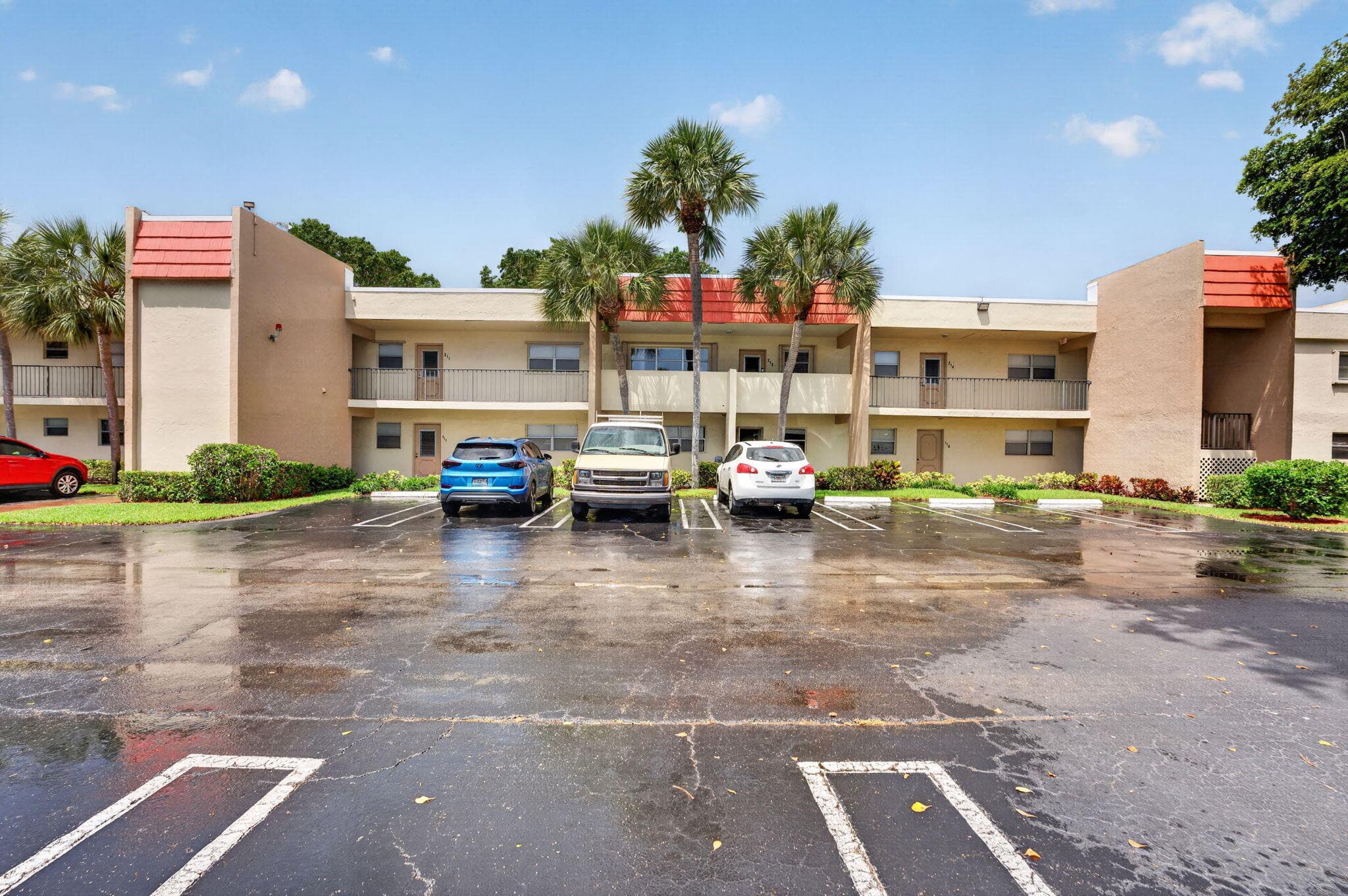 2800 Fiore Way 212, Delray Beach, FL 33445 — photo 1 of 44