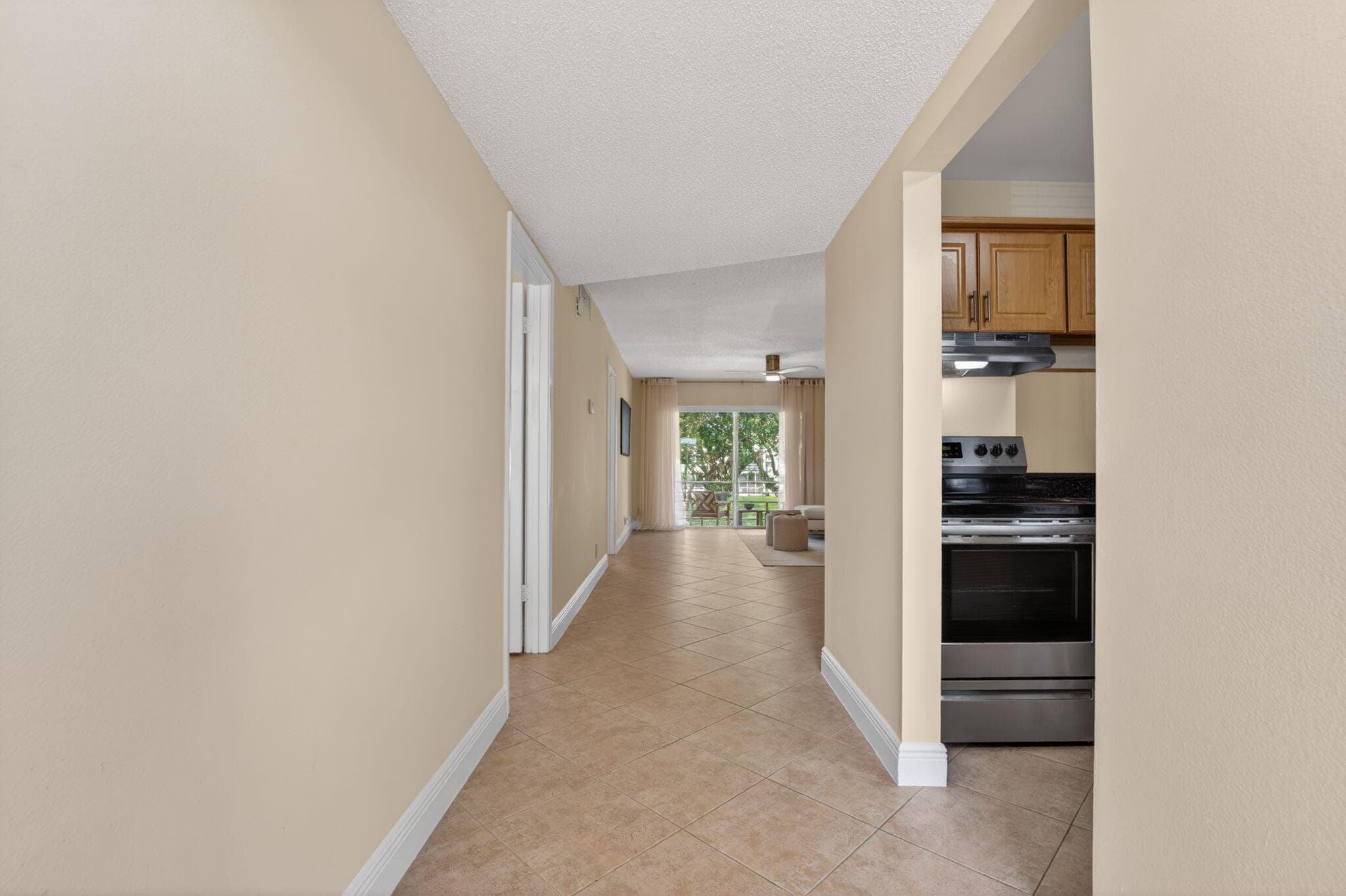 2800 Fiore Way 212, Delray Beach, FL 33445 — photo 7 of 44