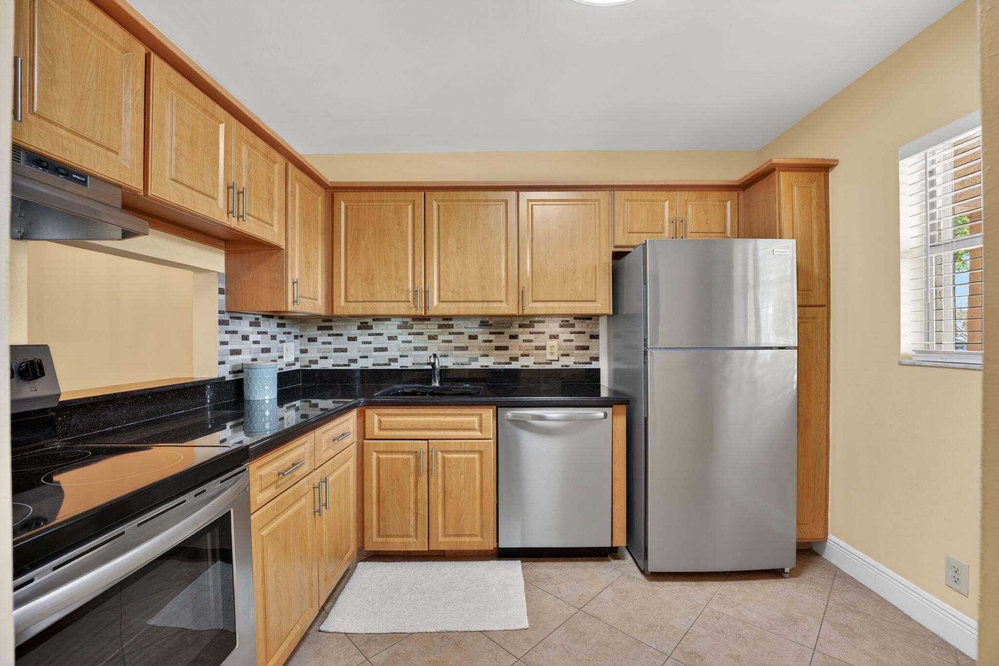 2800 Fiore Way 212, Delray Beach, FL 33445 — photo 9 of 44