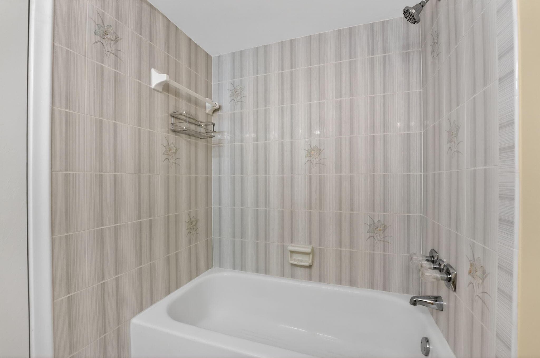2800 Fiore Way 212, Delray Beach, FL 33445 — photo 31 of 44