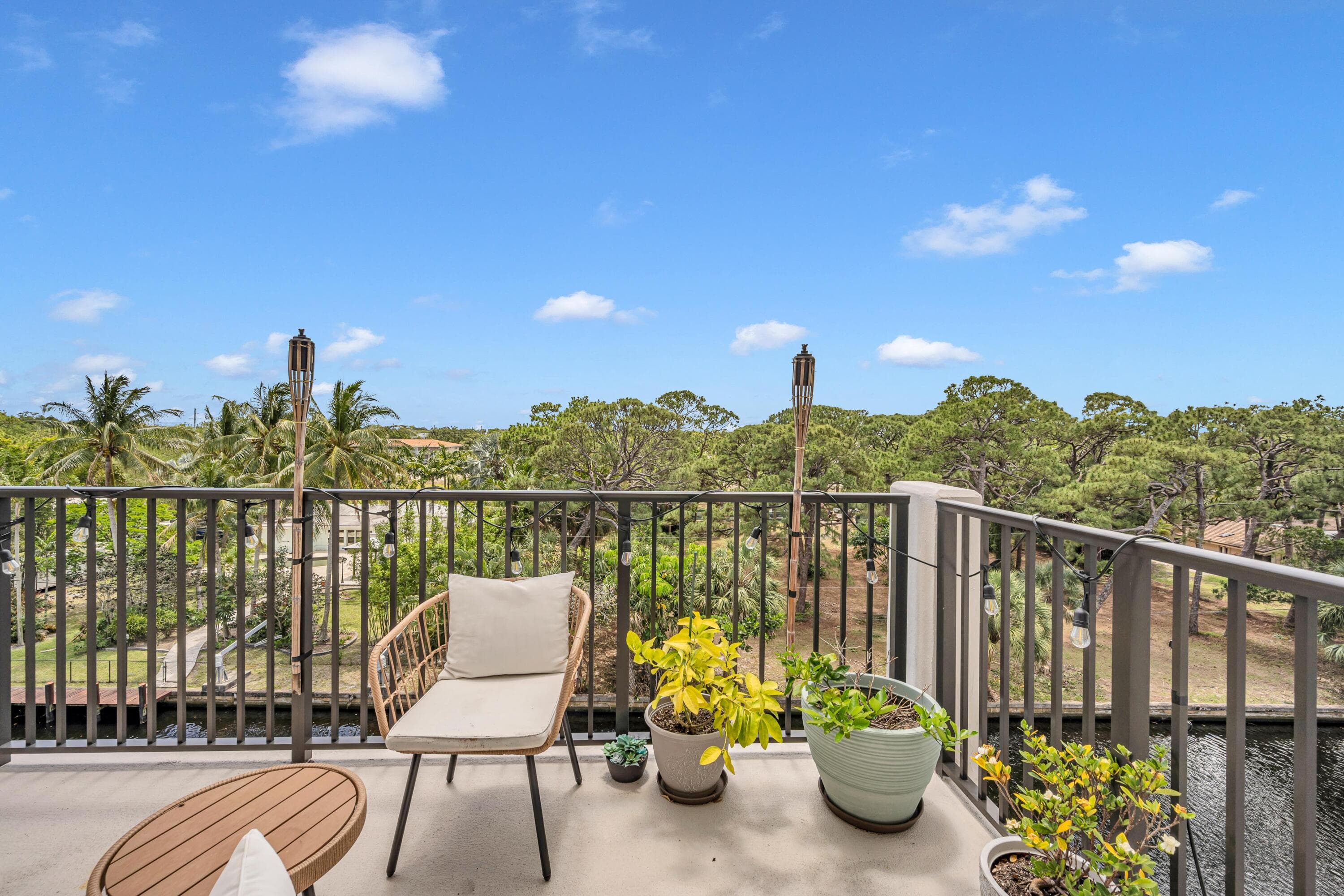 1000 River Reach Drive 505, Fort Lauderdale, FL 33315 — photo 1 of 37