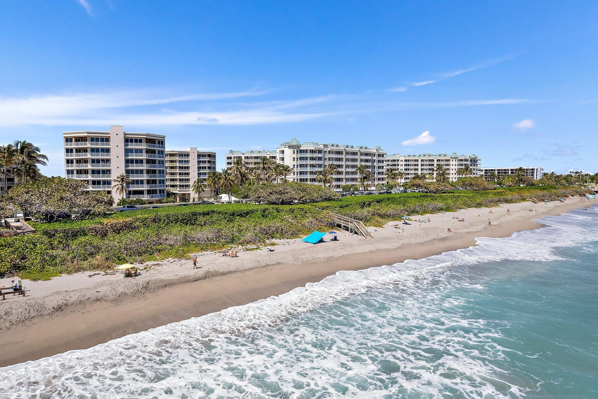1660 S Hwy A1a 122, Jupiter, FL 33477 — photo 1 of 18