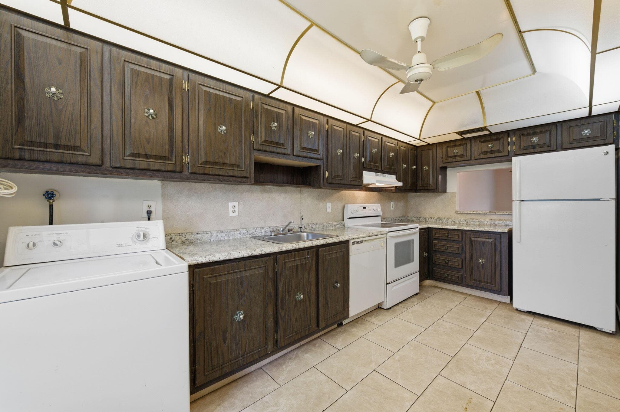 1043 NW 85th Avenue B-4, Plantation, FL 33322 — photo 7 of 16