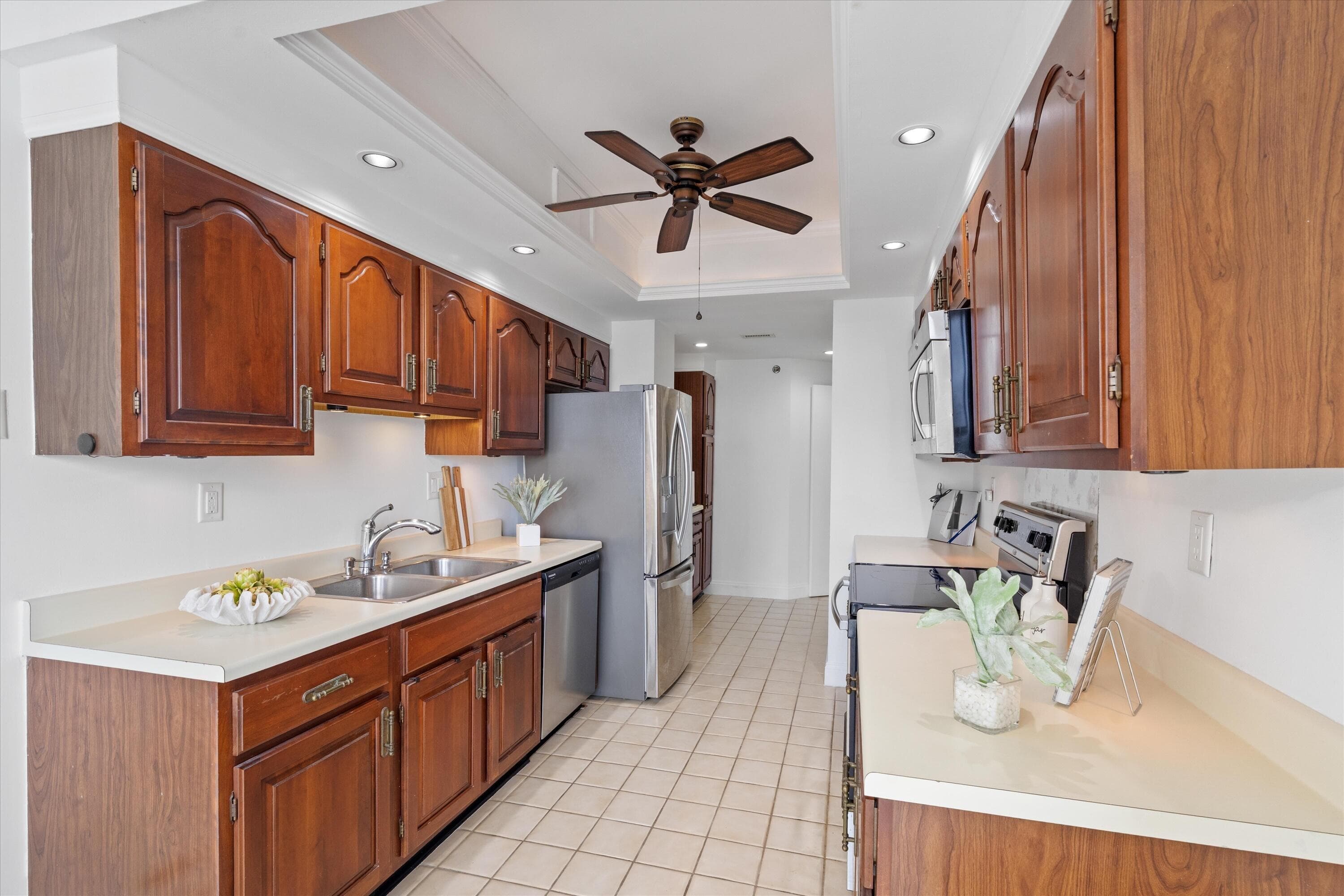 1300 S Ocean Boulevard 705, Pompano Beach, FL 33062 — photo 9 of 40