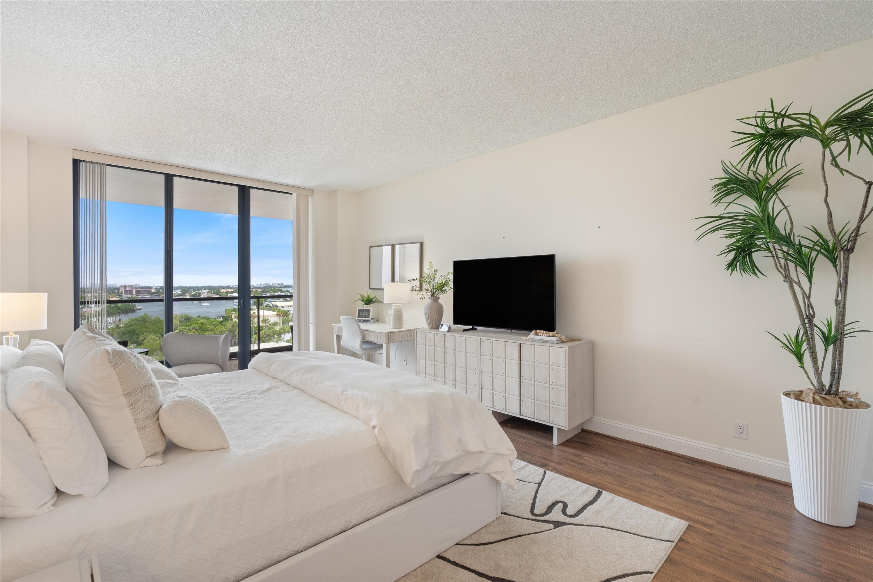 1300 S Ocean Boulevard 705, Pompano Beach, FL 33062 — photo 13 of 40