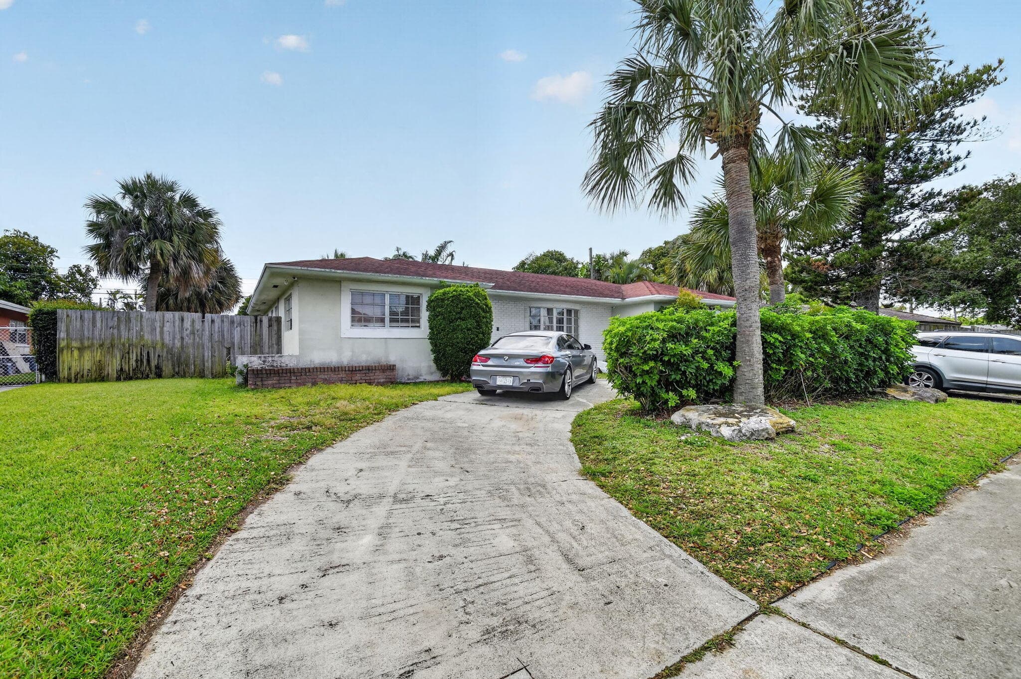 1660 40th Street, West Palm Beach, FL 33407 — photo 3 of 74