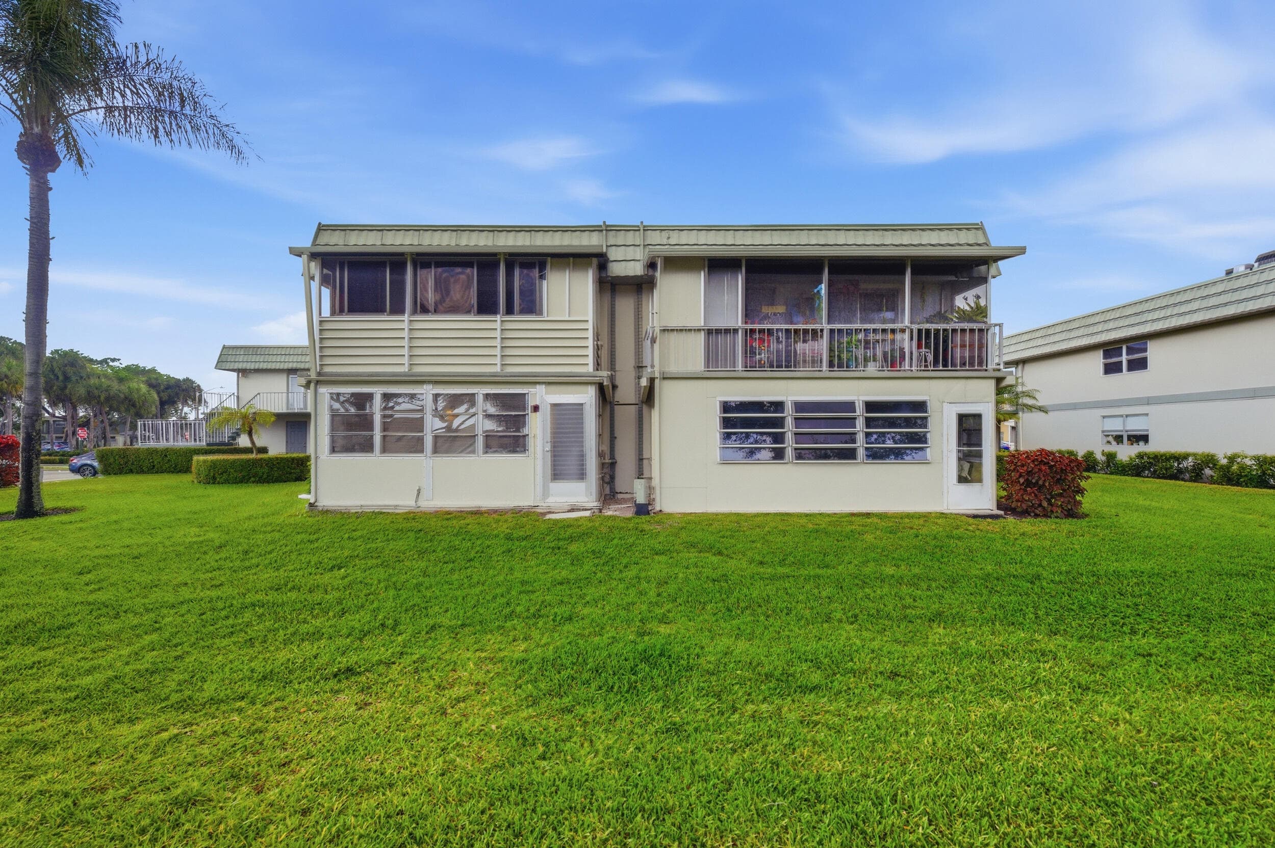 387 Flanders I, Delray Beach, FL 33484 — photo 1 of 40