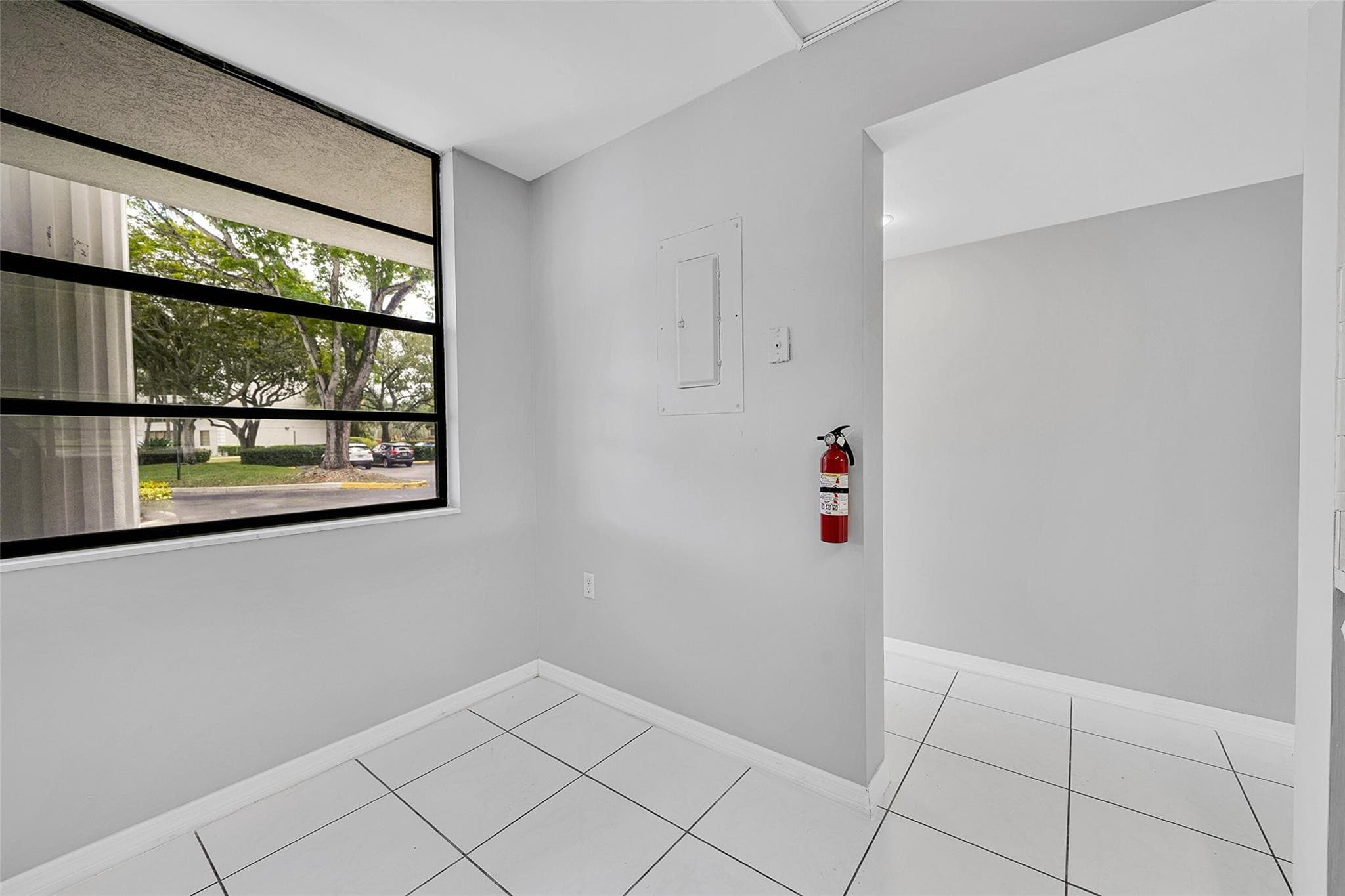 1713 Whitehall Drive 103, Davie, FL 33324 — photo 10 of 28