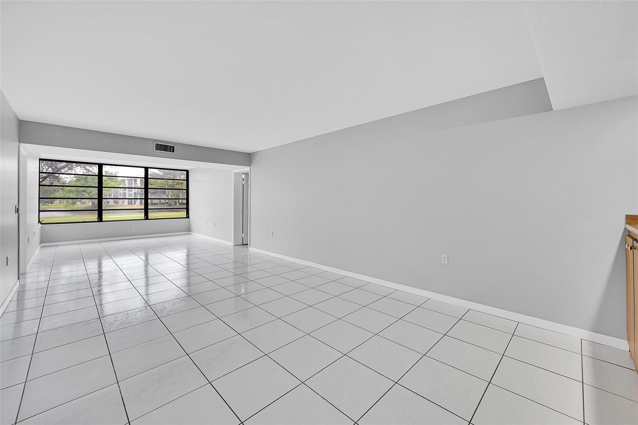 1713 Whitehall Drive 103, Davie, FL 33324 — photo 14 of 28