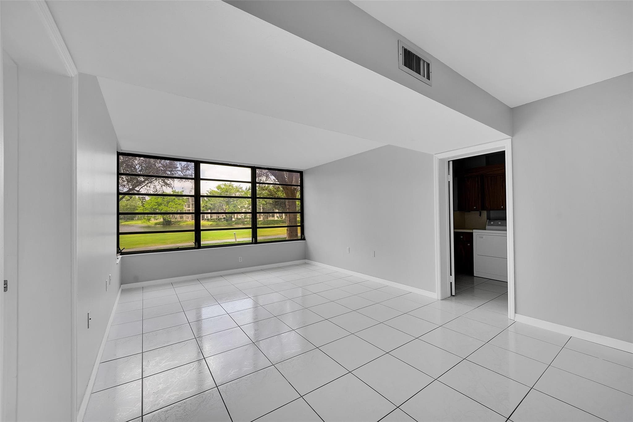 1713 Whitehall Drive 103, Davie, FL 33324 — photo 18 of 28