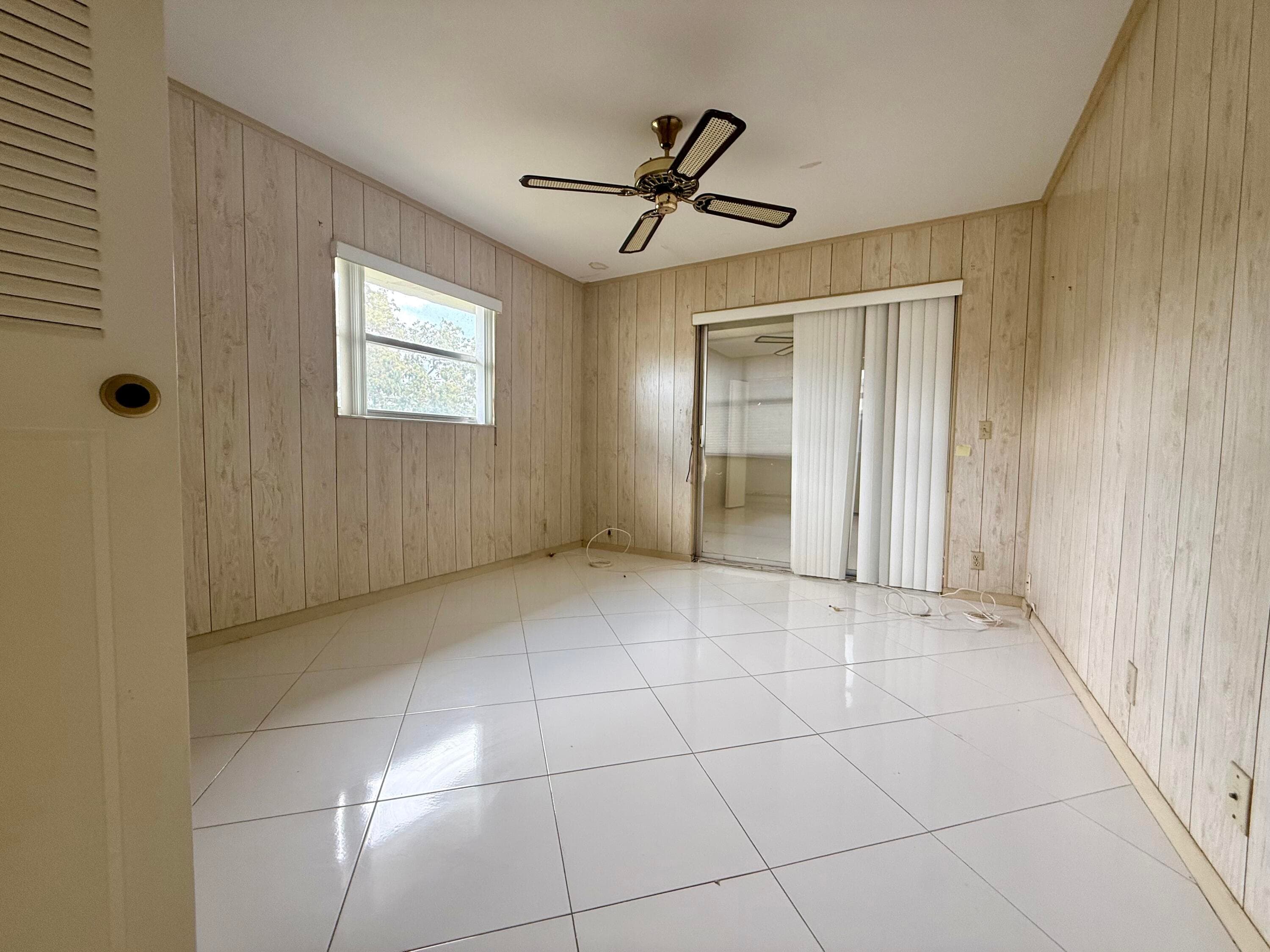 137 Monaco C, Delray Beach, FL 33446 — photo 4 of 10